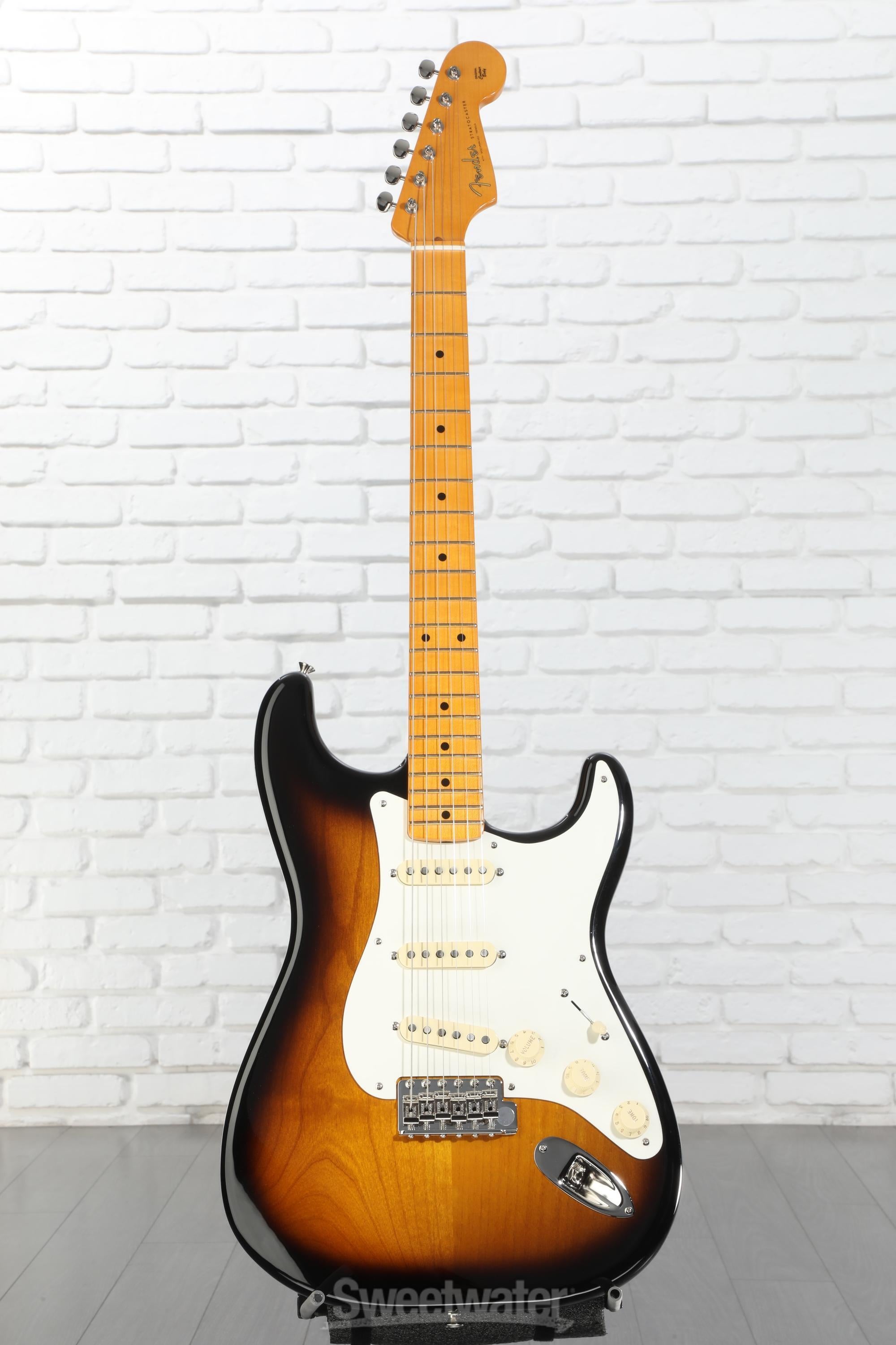 ギター Fender USA Erick Johnson Stratocaster Fender Eric Johnson Stratocaster - 2-Color Sunburst with