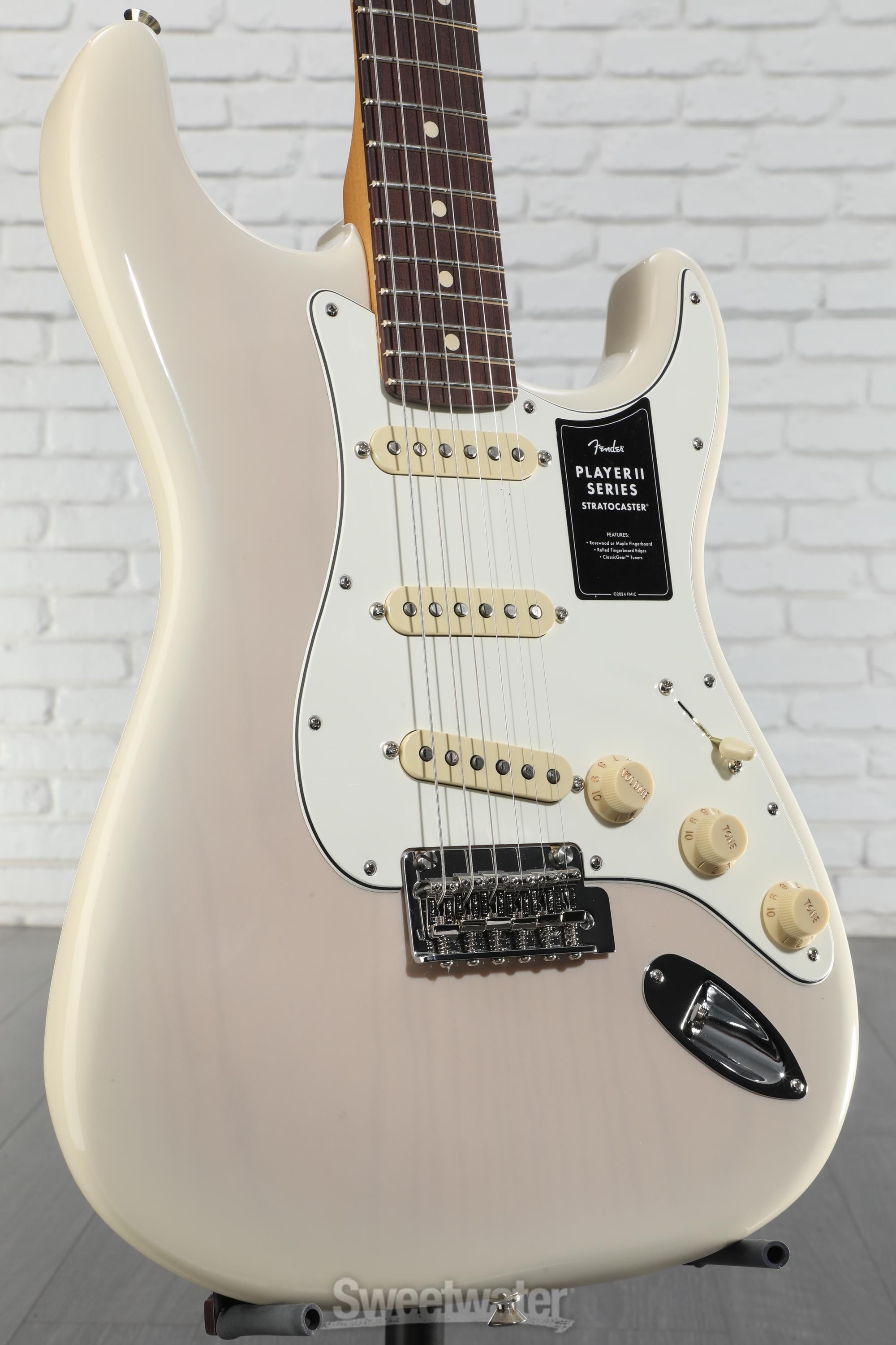 Fender Stratocaster アイボリー Fender 885978109357 | Sweetwater