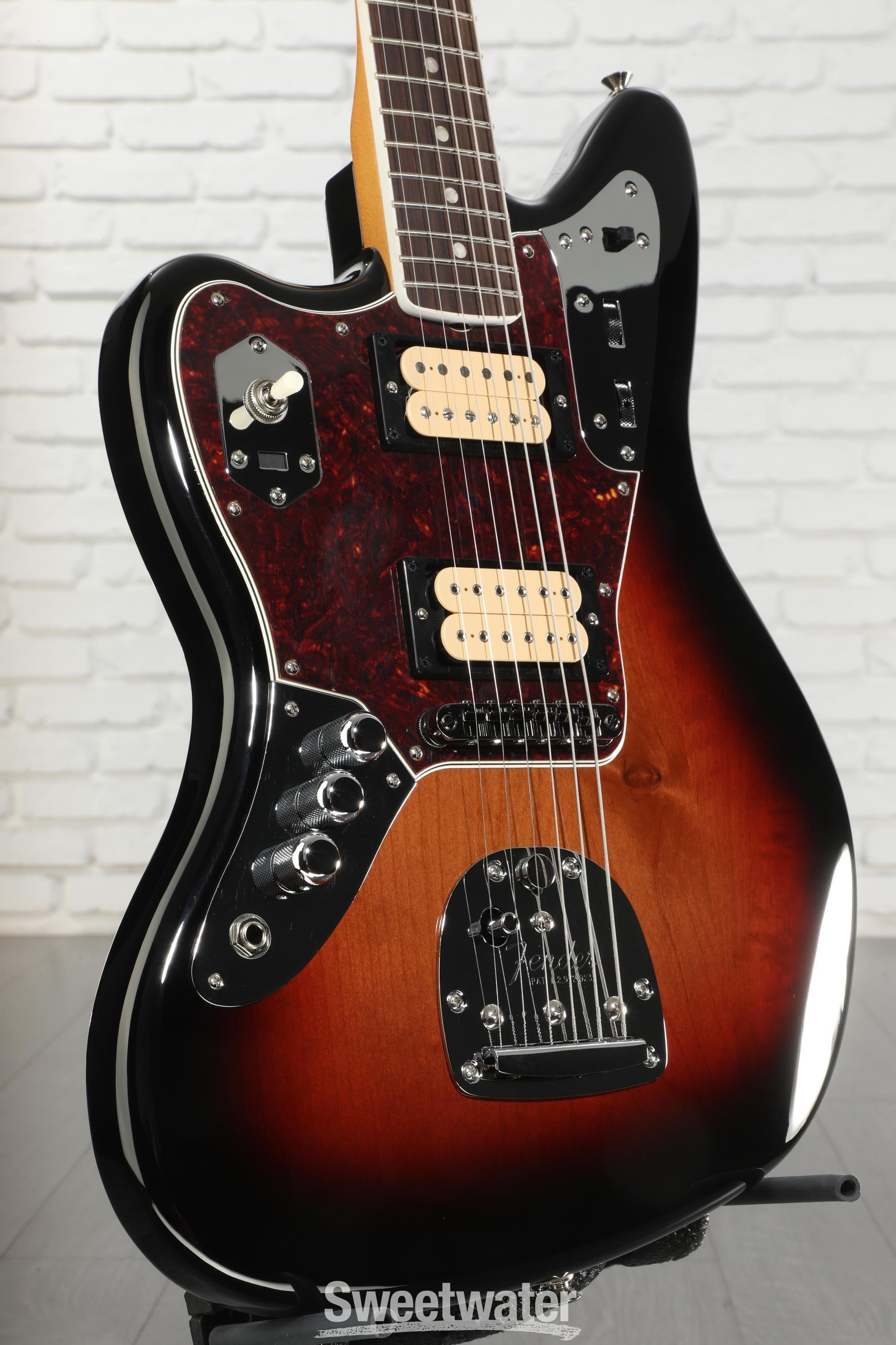 Fender Kurt Cobain Jaguar Left-handed - 3-Tone Sunburst with