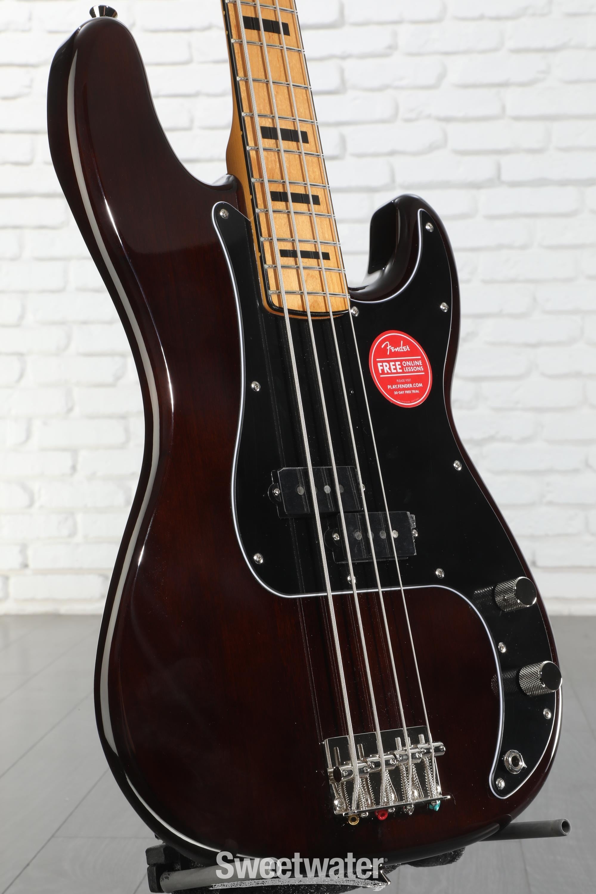 Squier Classic Vibe '70s Precision Bass - Walnut | Sweetwater