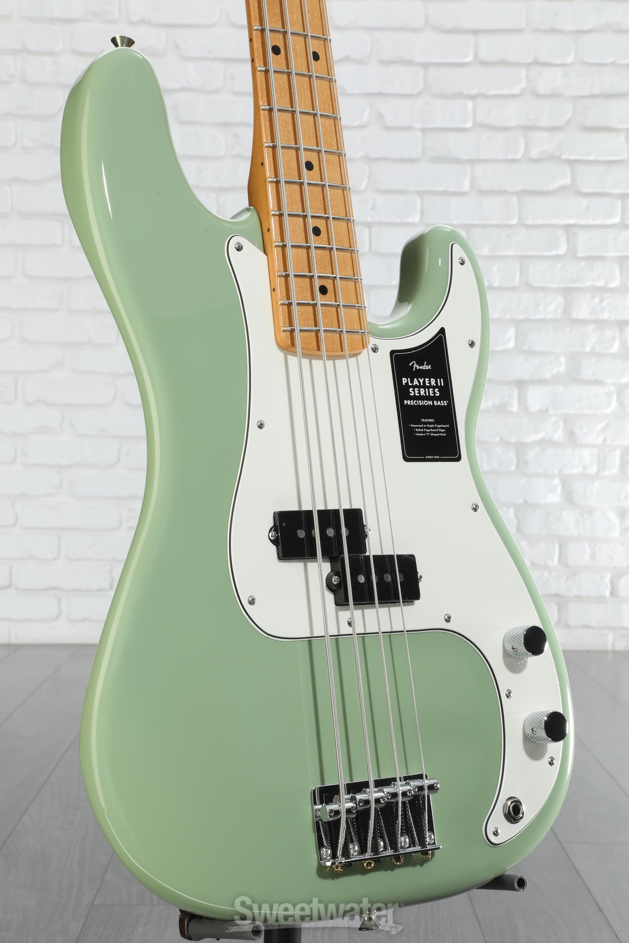 ベース Fender Player II Precision Bass MN HLY Fender Player II Precision Bass - Birch Green with Maple