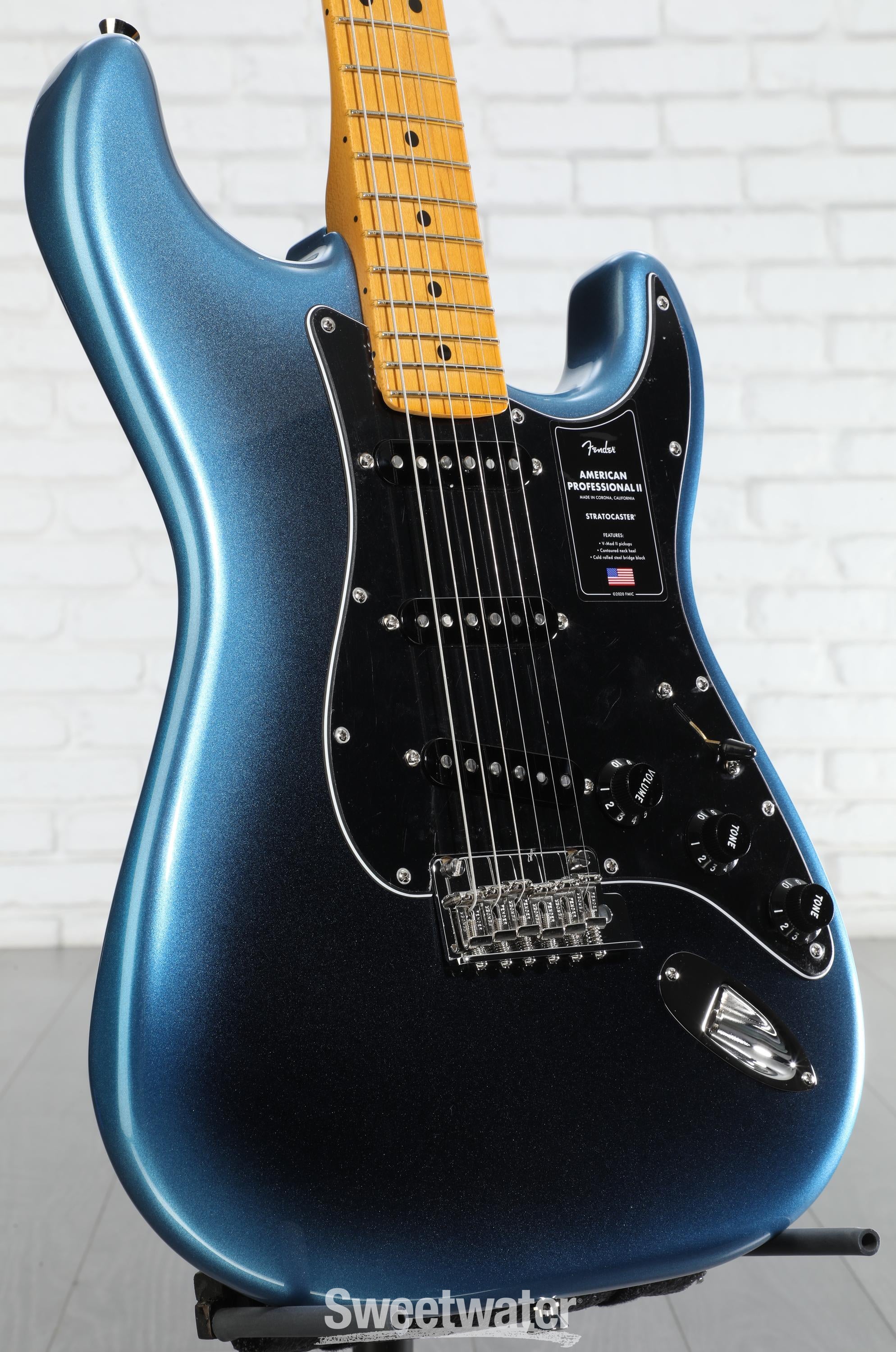 Fender American Professional II Stratocaster - Dark Night with