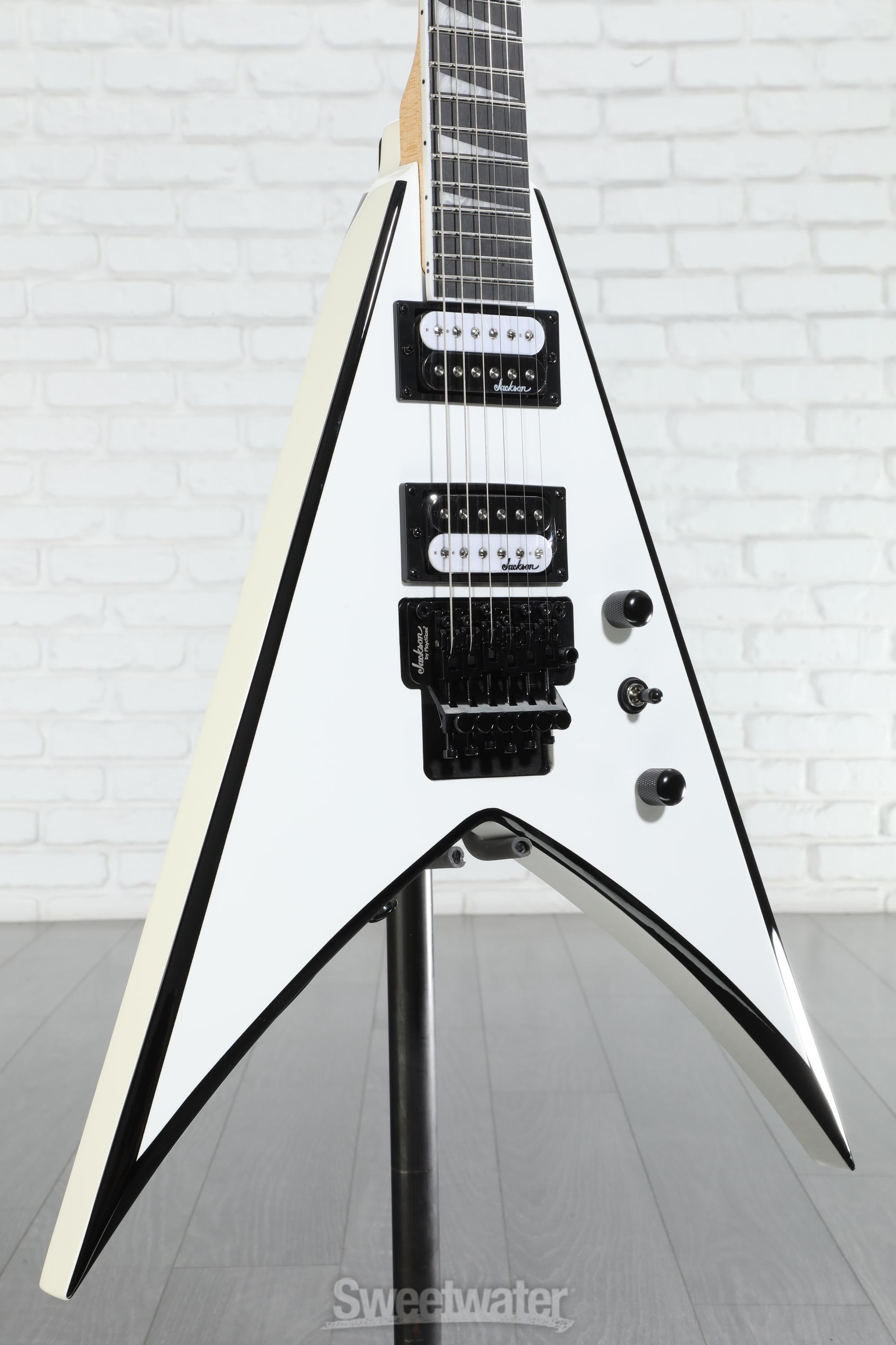 JACKSON ジャクソン JS32 KING V Amazon.com: Jackson JS Series King V JS32 - Gloss Black