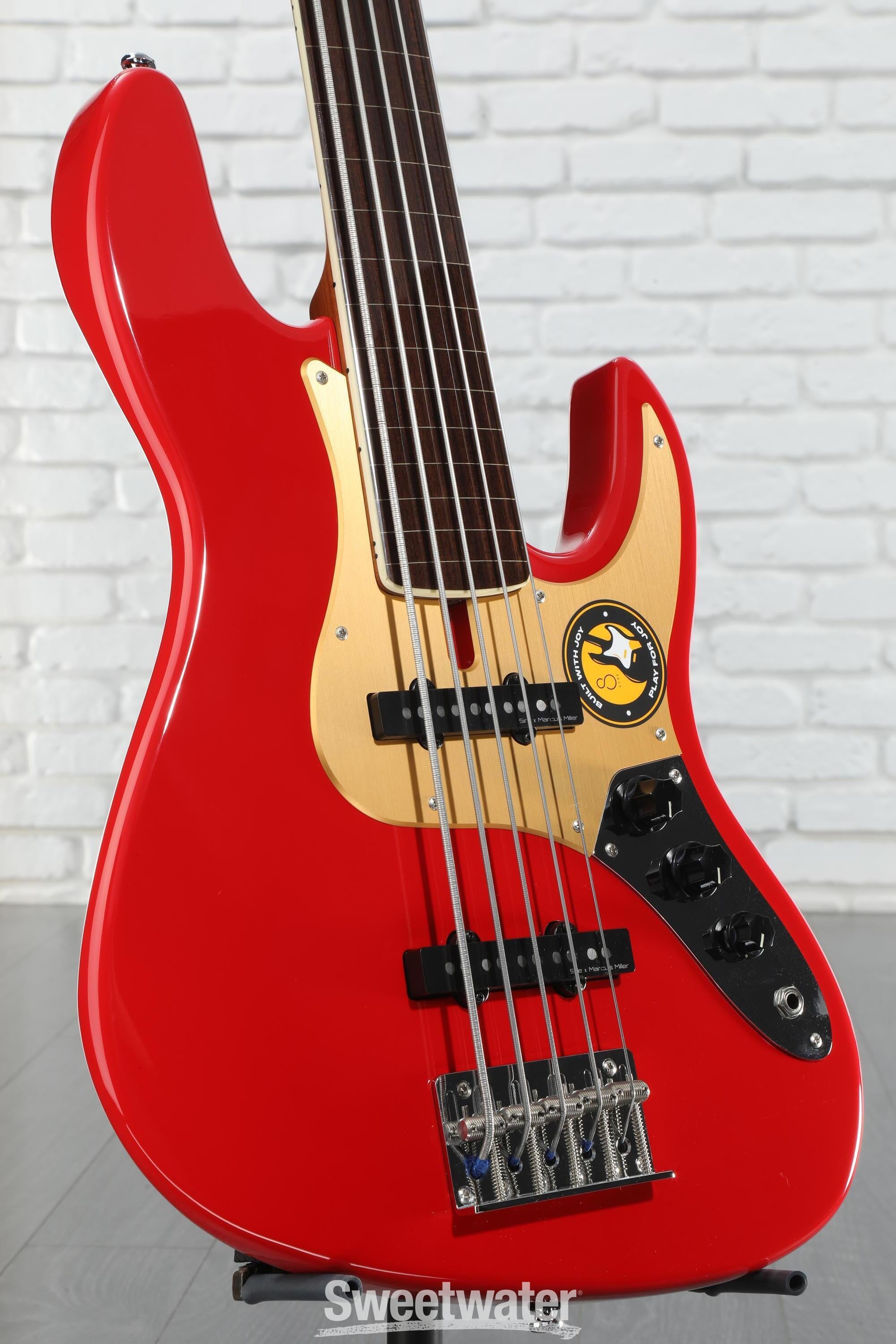 Sire Marcus Miller V5 24 Fretless 5-string Bass Guitar