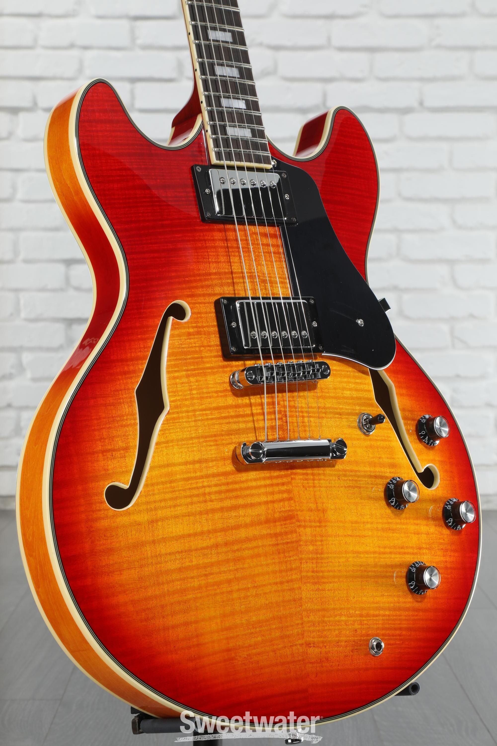 ギター Sire H7 Larry Carlton Sire Larry Carlton H7 Semi-hollow Electric Guitar - Cherry