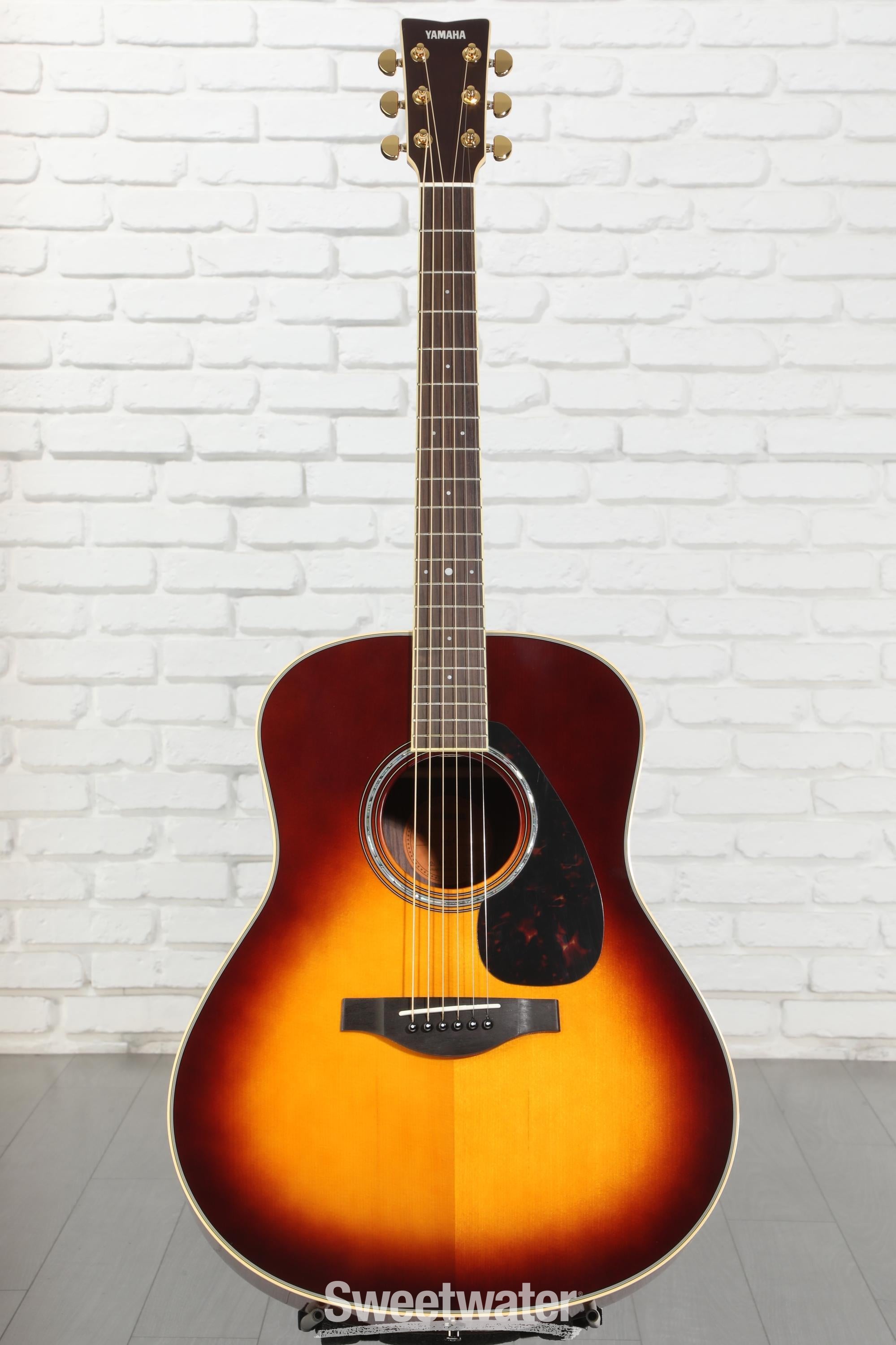 YAMAHA　LL6 ARE BS Yamaha LL6 ARE Original Jumbo Acoustic Guitar - Brown Sunburst