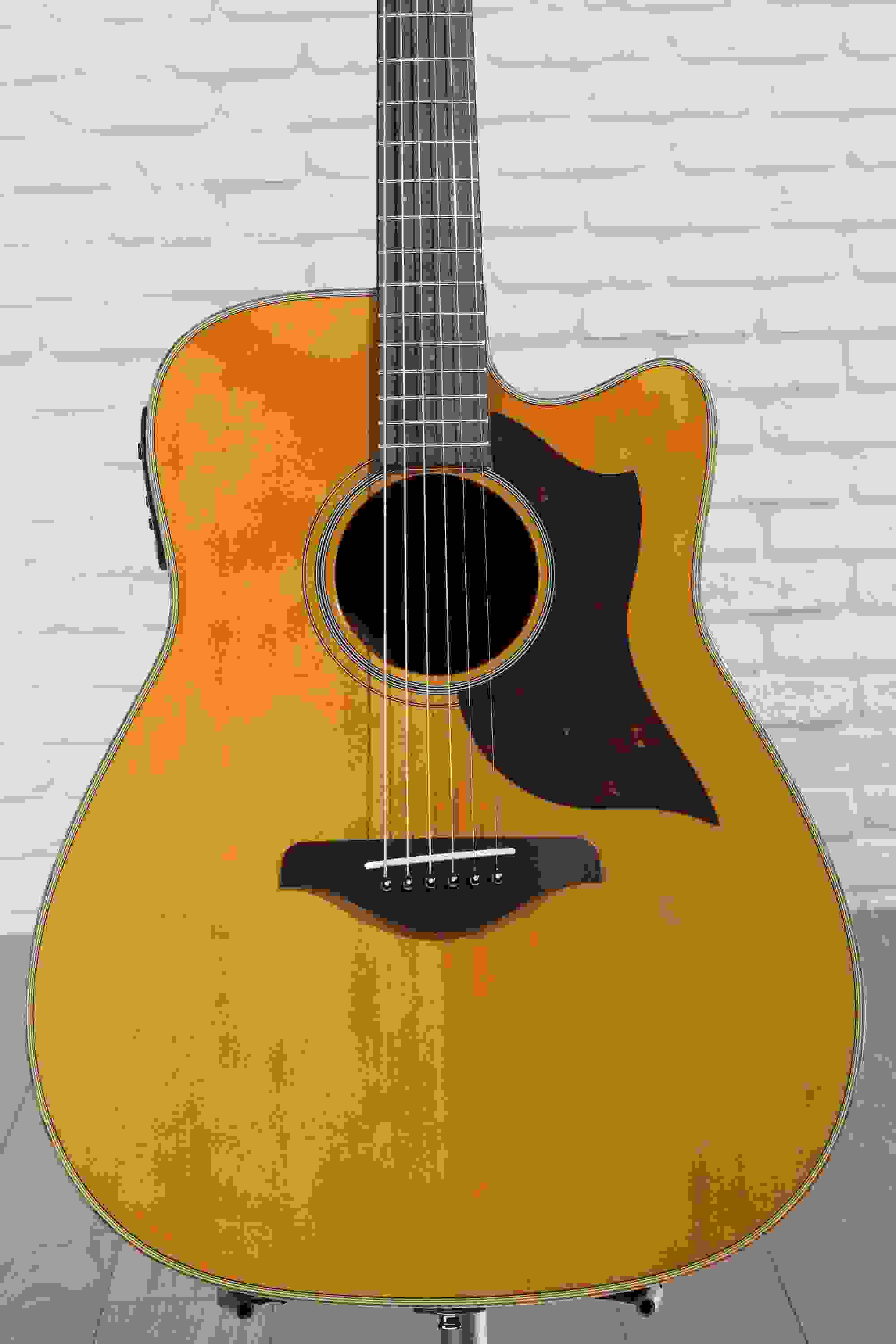 Yamaha A1R Acoustic-electric Guitar - Vintage Natural