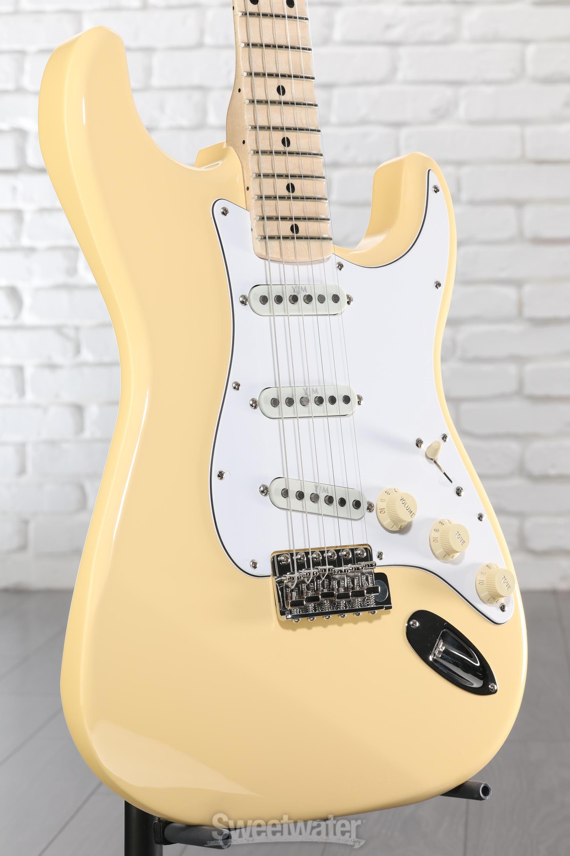 Fender Yngwie Malmsteen Stratocaster Electric Guitar - Vintage