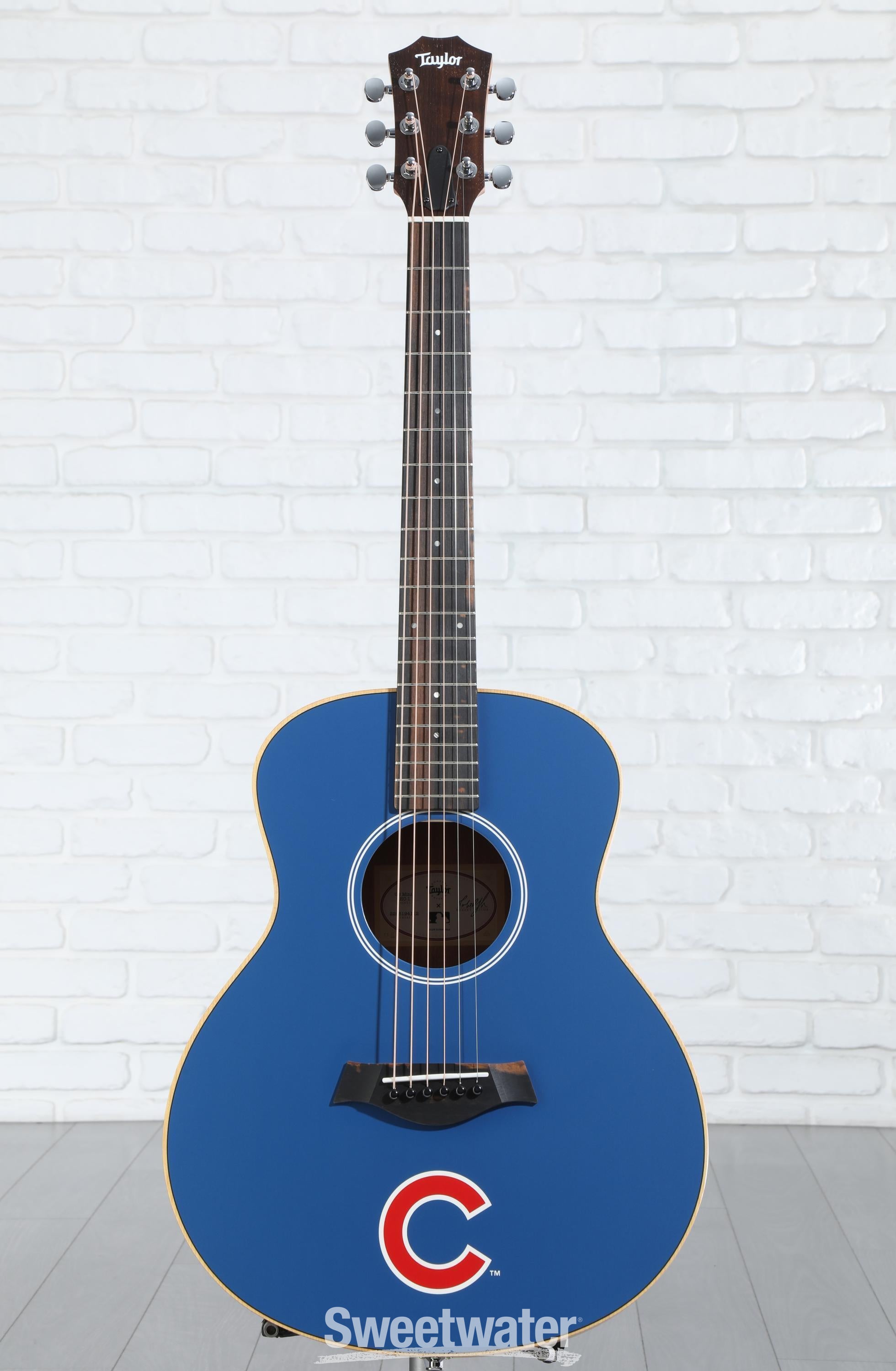Amazon.com: Taylor GS Mini Mahogany GS Mini Acoustic Guitar
