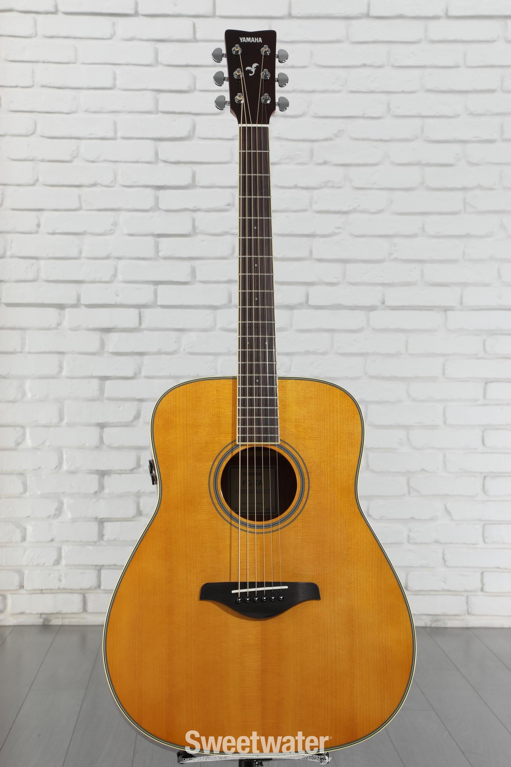 ギター YAMAHA FG-TA VT Yamaha FG-TA VT Dreadnought Acoustic/Electric Guitar With