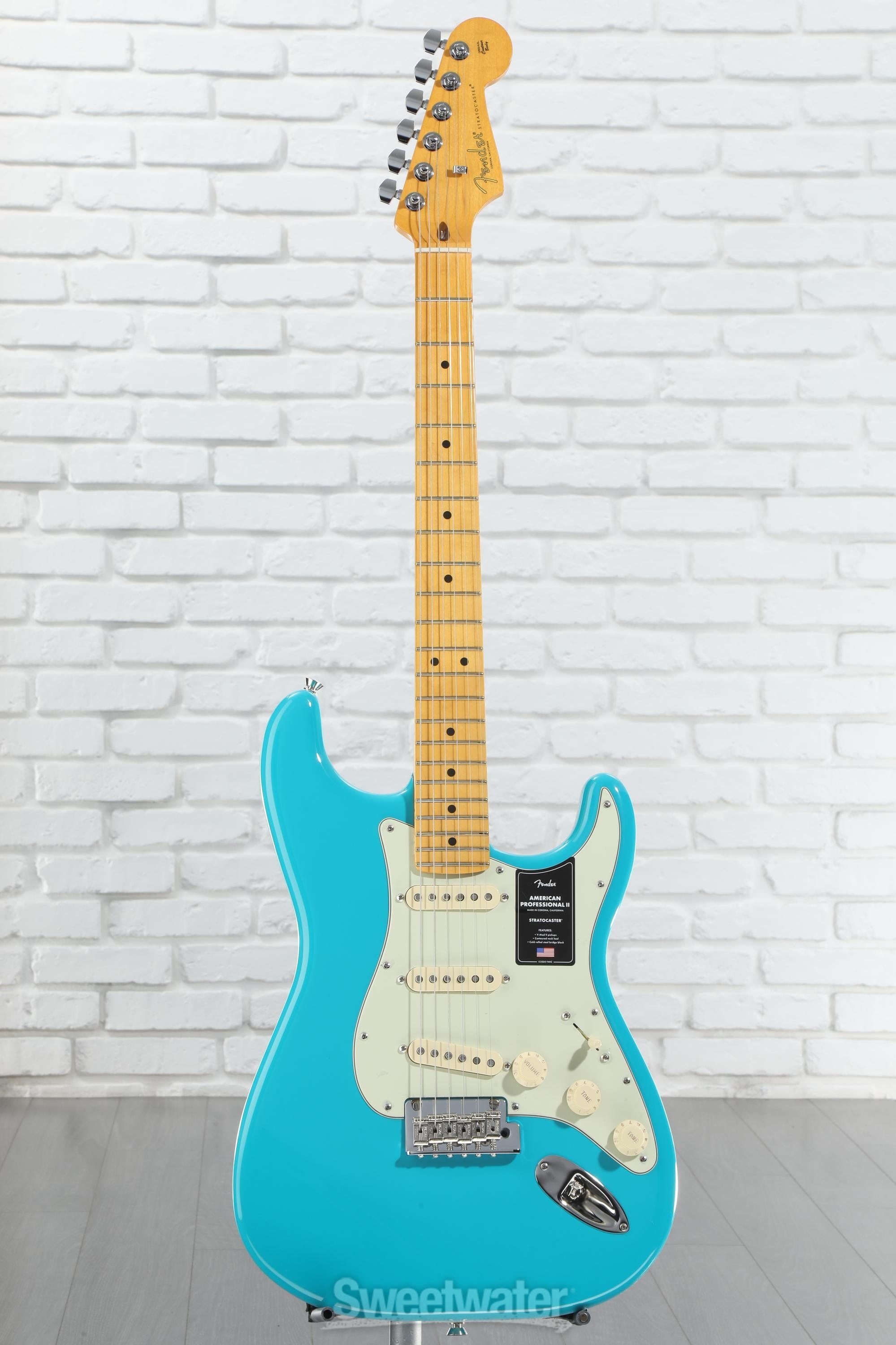 Fender American Professional II Stratocaster - Miami Blue