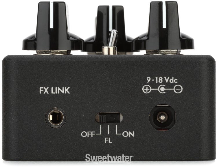 Suhr Riot Distortion Pedal - Black | Sweetwater 