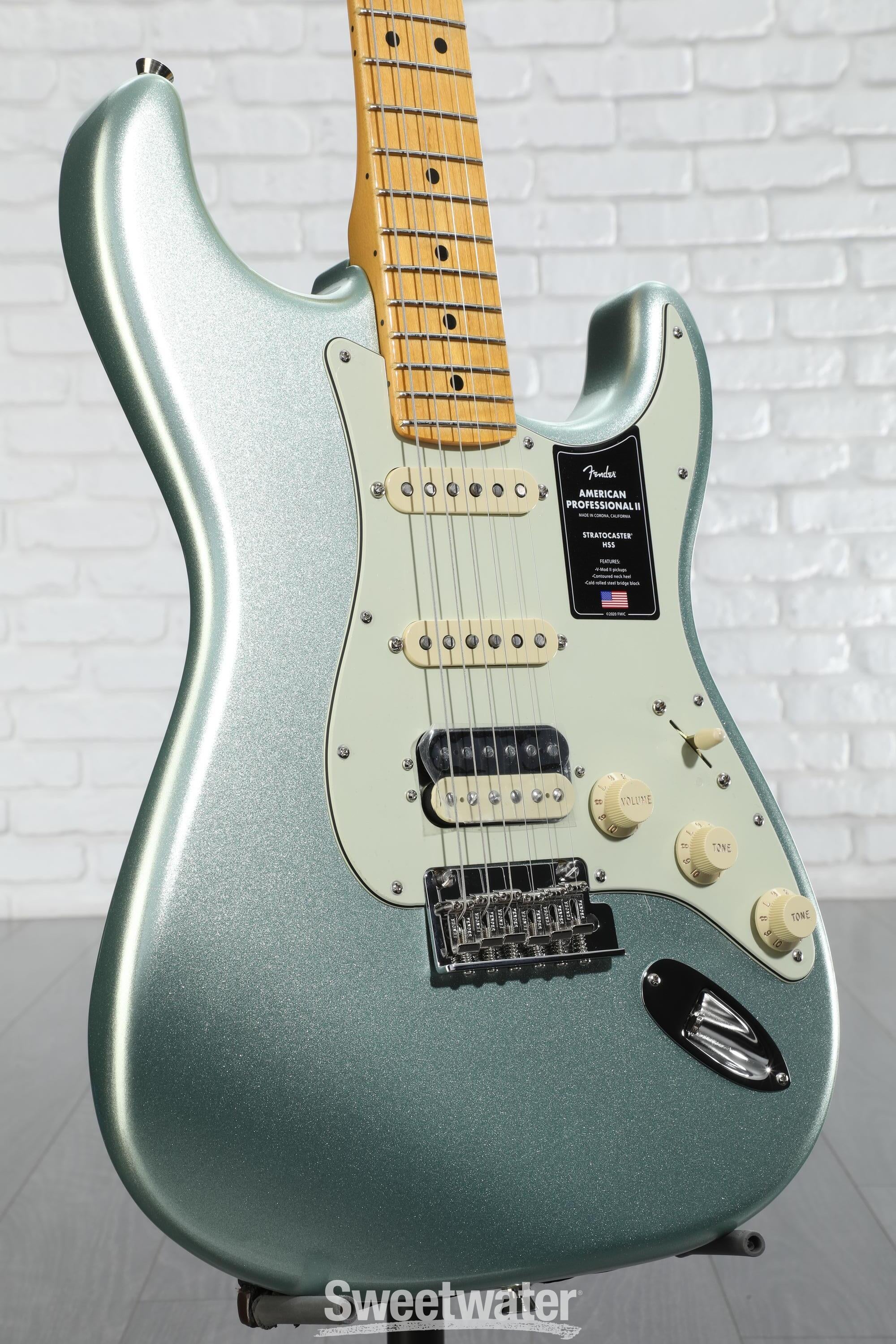 ギター Fender USA American Professional Amazon.com: Fender American Professional II Stratocaster HSS