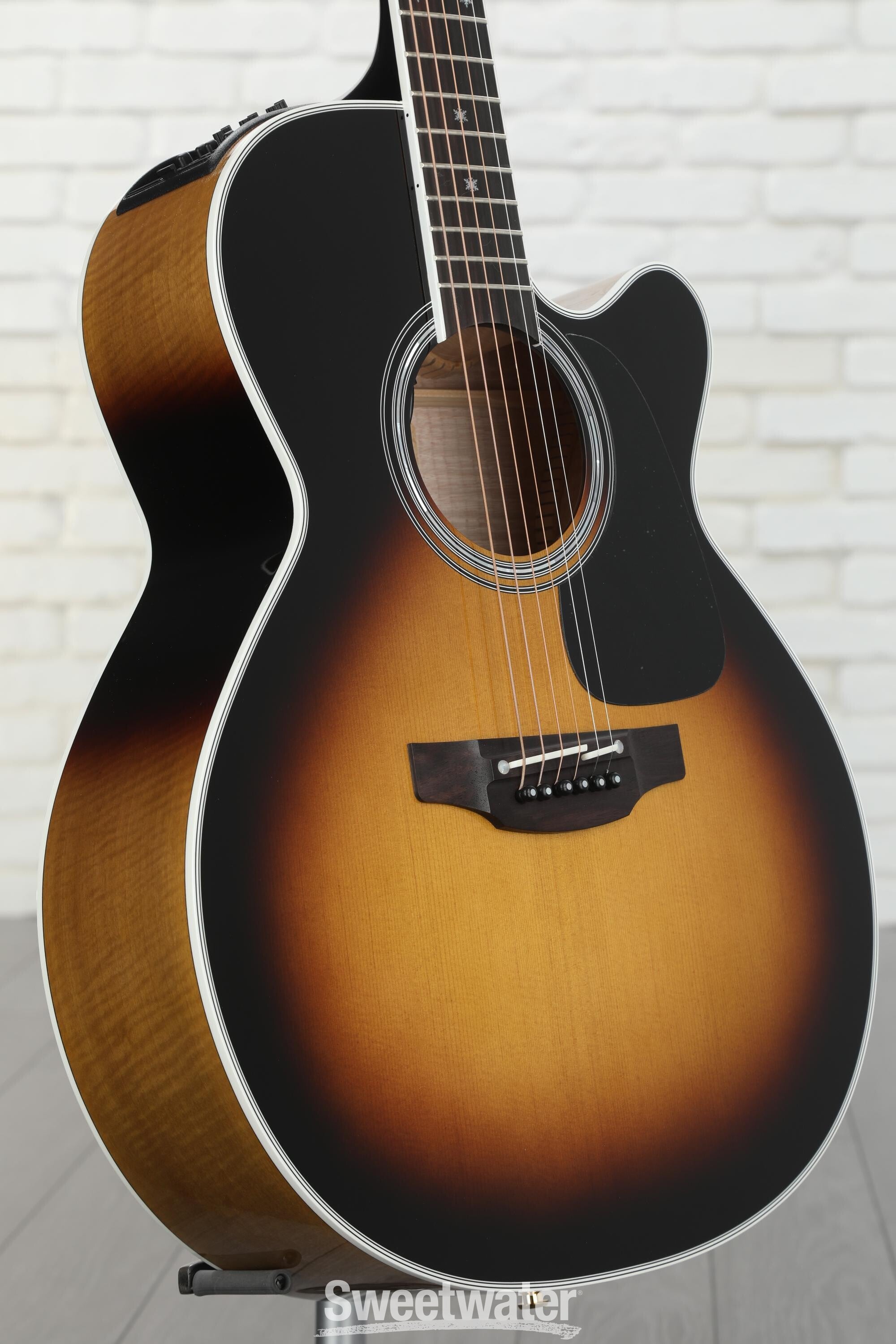 Amazon.com: Takamine 6 String Acoustic-Electric Guitar