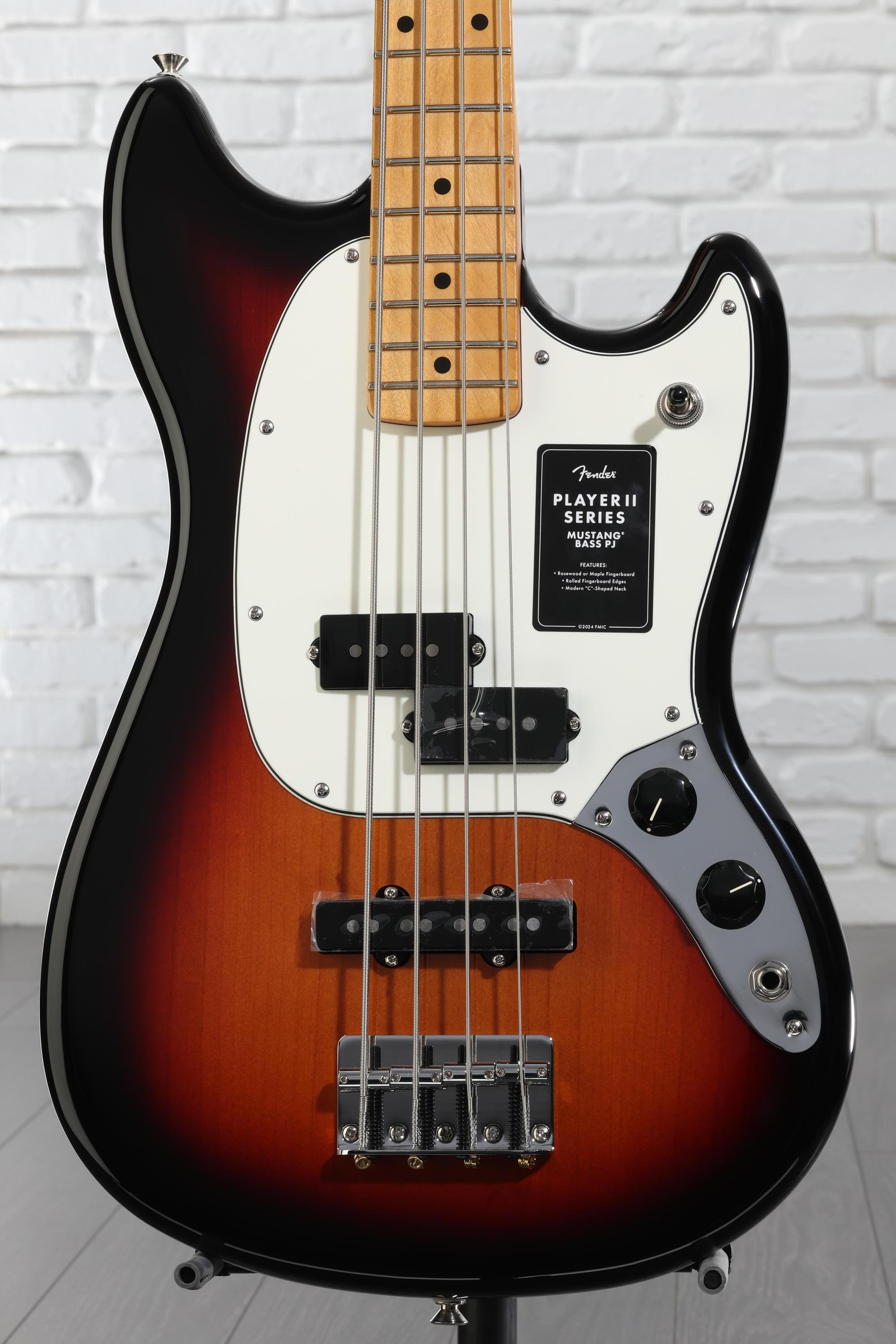 Fender Player II Mustang Bass PJ - 3-color Sunburst with Maple