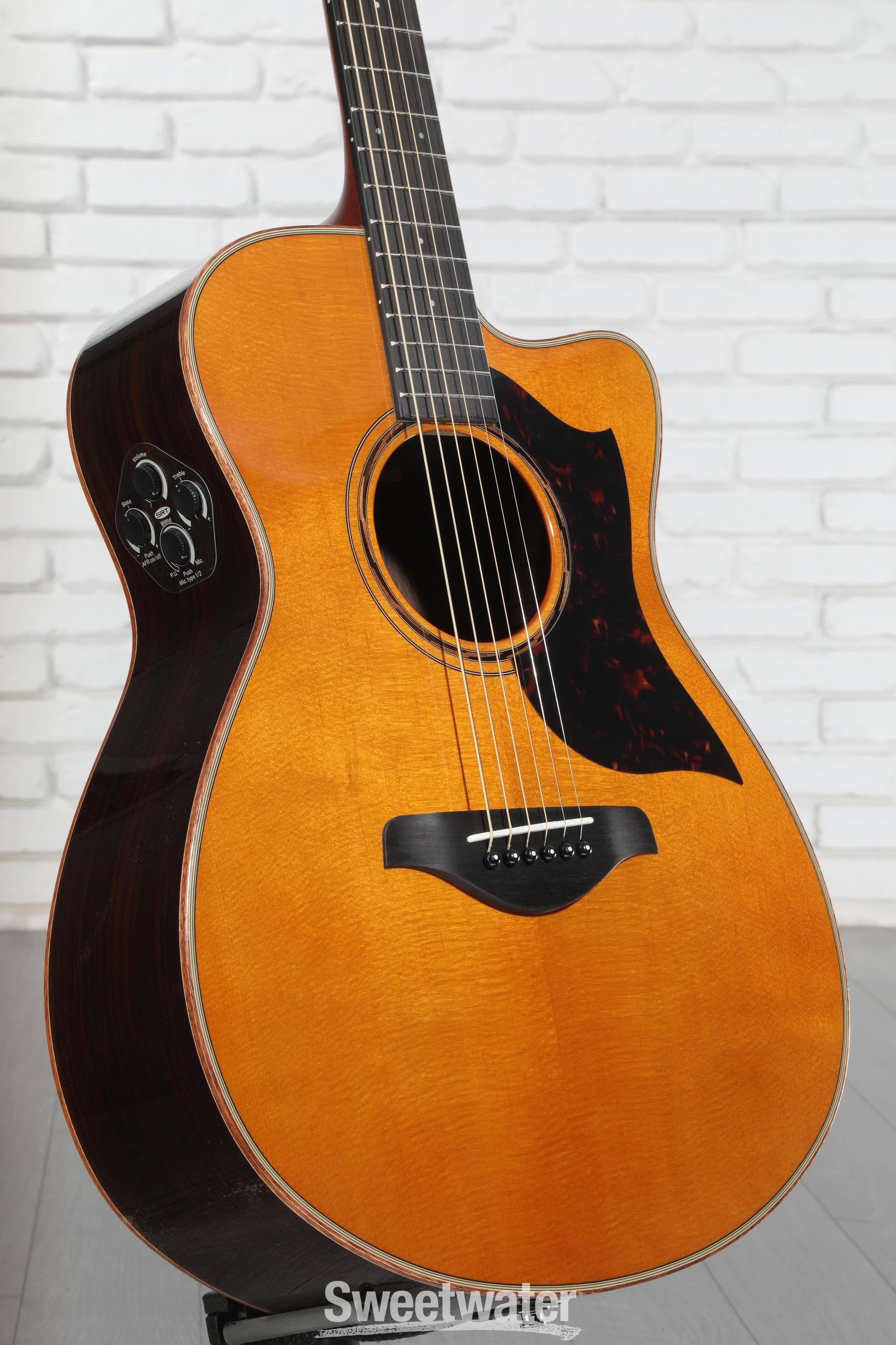 Yamaha AC3R ARE Concert Cutaway Acoustic-electric Guitar - Vintage
