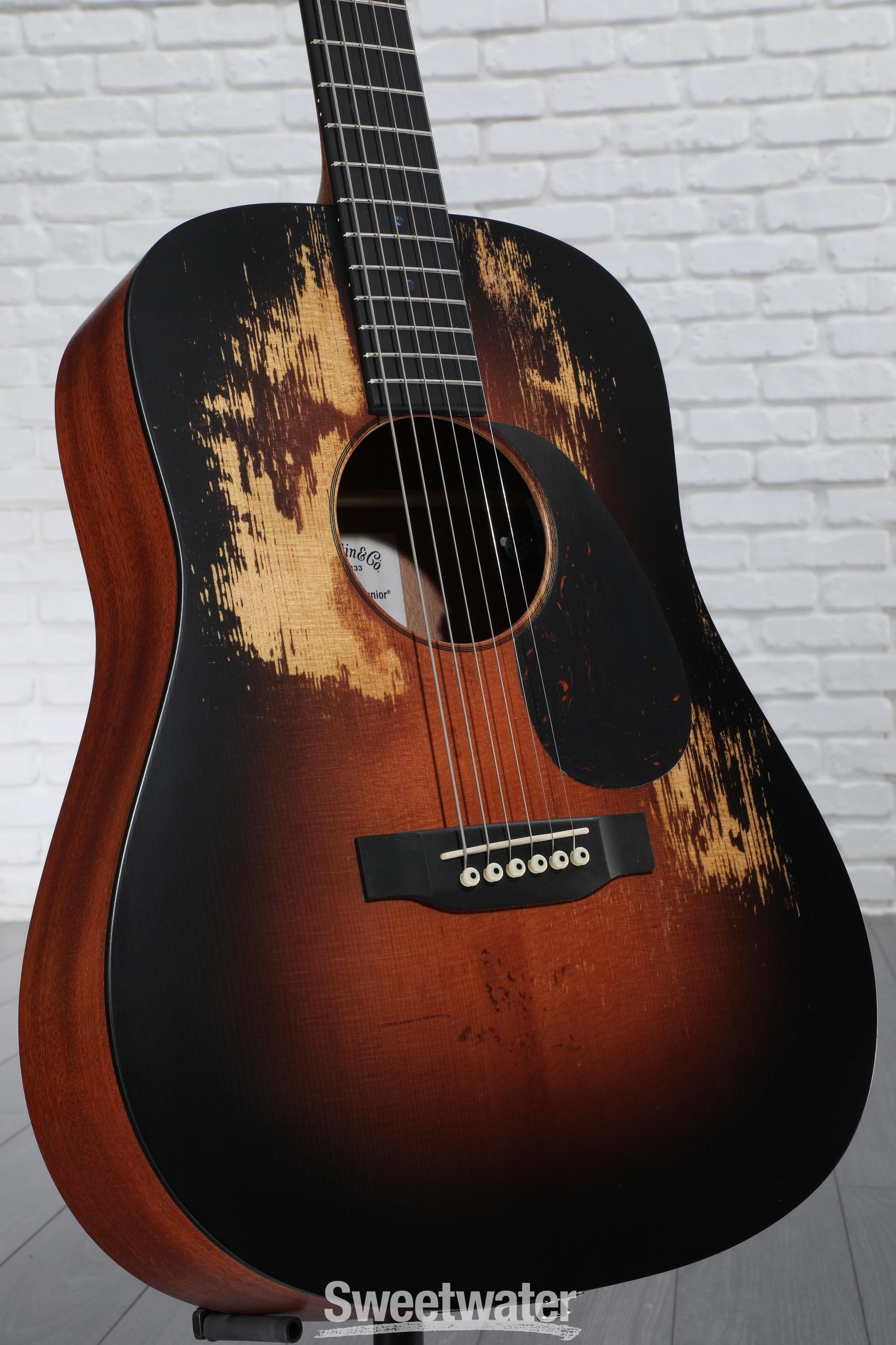 Martin Dreadnought Jr D JR. 2 Sapele 即決 Martin D Jr. Acoustic - Sunburst | Sweetwater