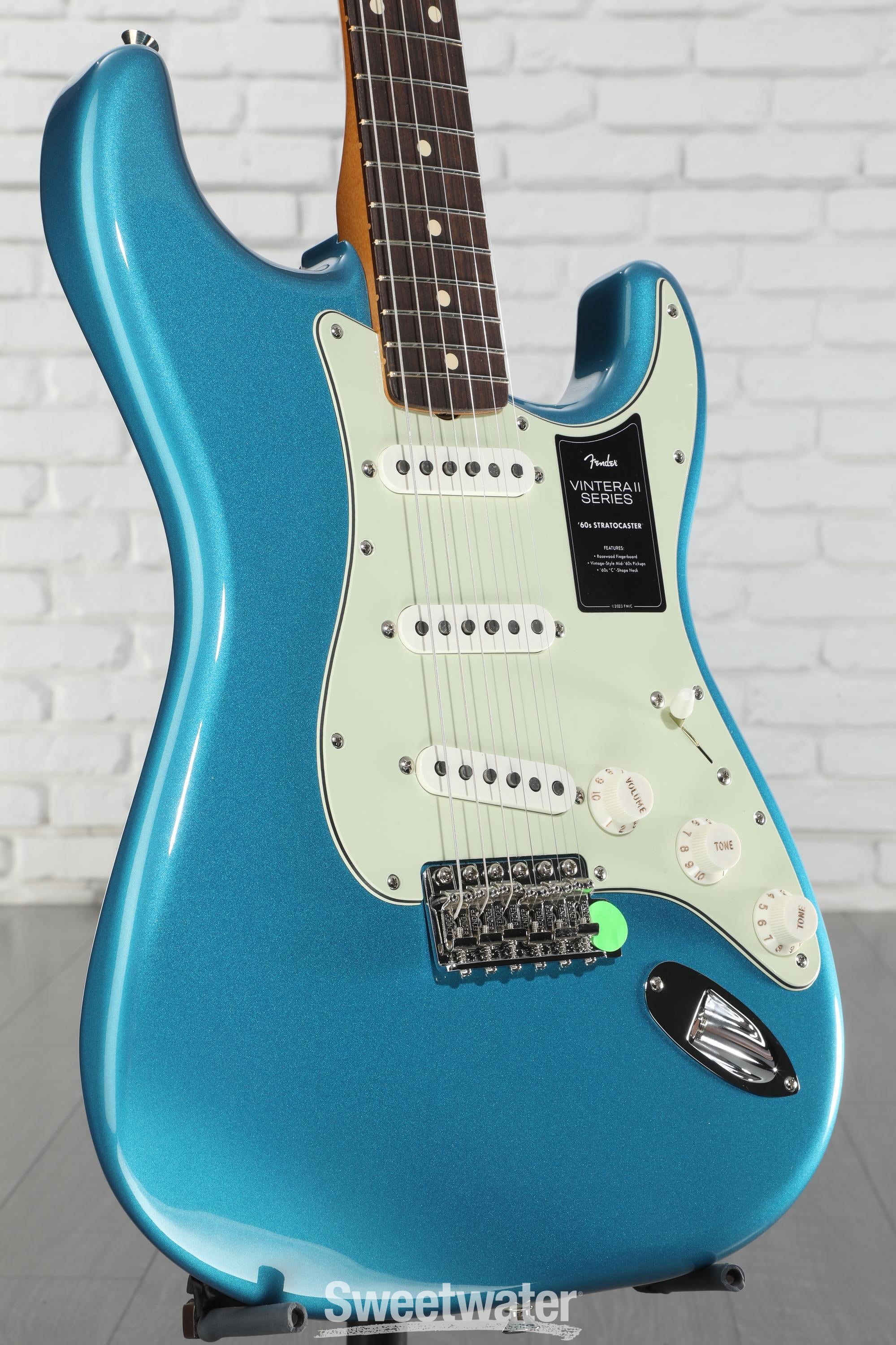 Fender Vintera Ⅱ 60s stratocaster Amazon.com: Fender Vintera II '60s Stratocaster Electric