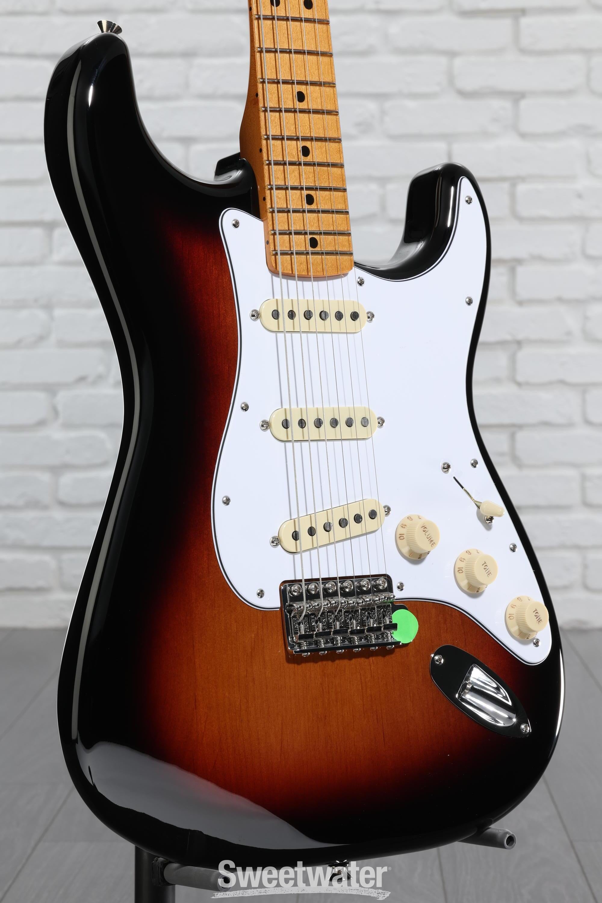 Fender Jimi Hendrix Stratocaster - 3-Tone Sunburst with