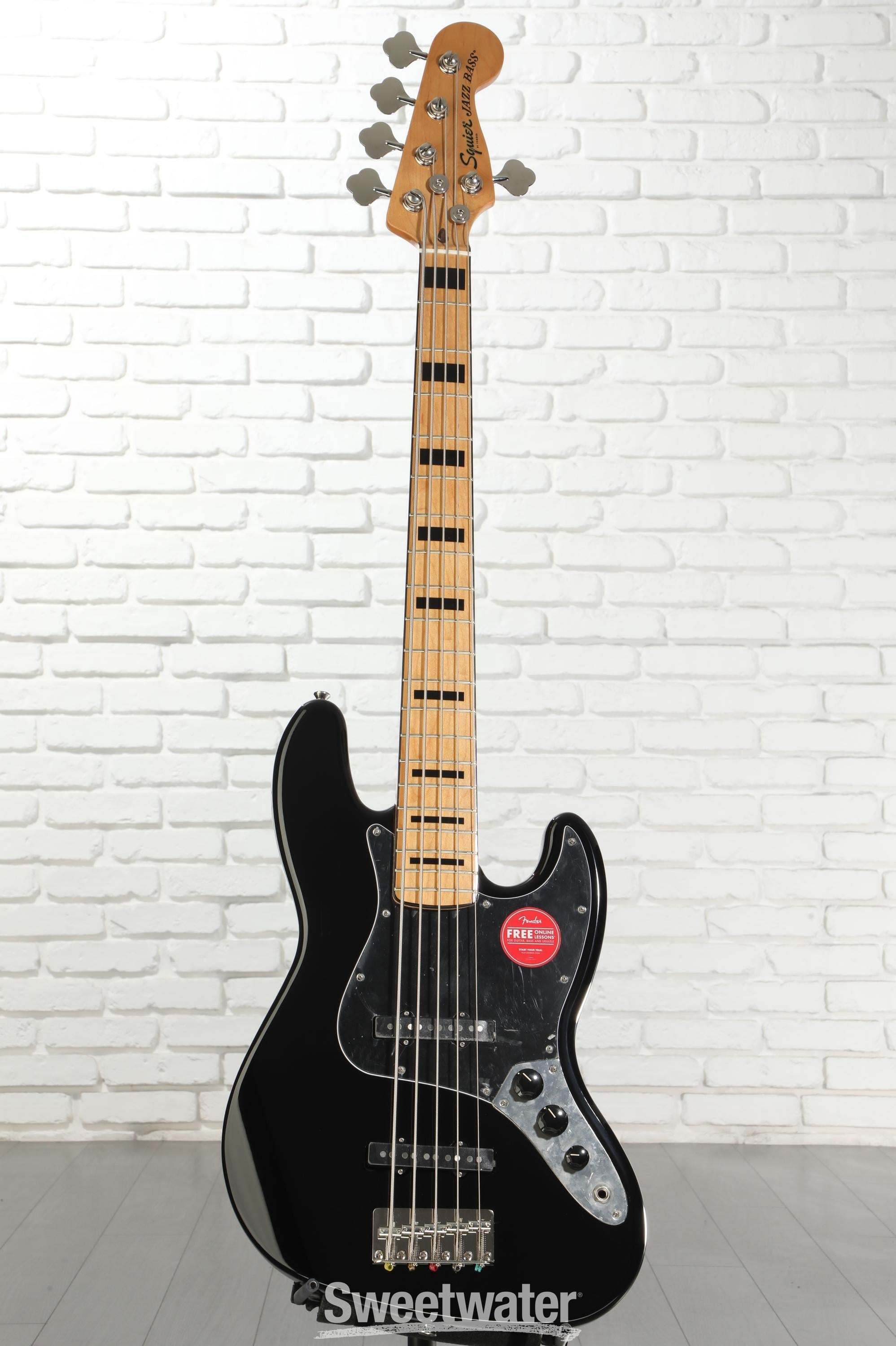 Squier Classic Vibe '70s Jazz Bass V - Black with Maple