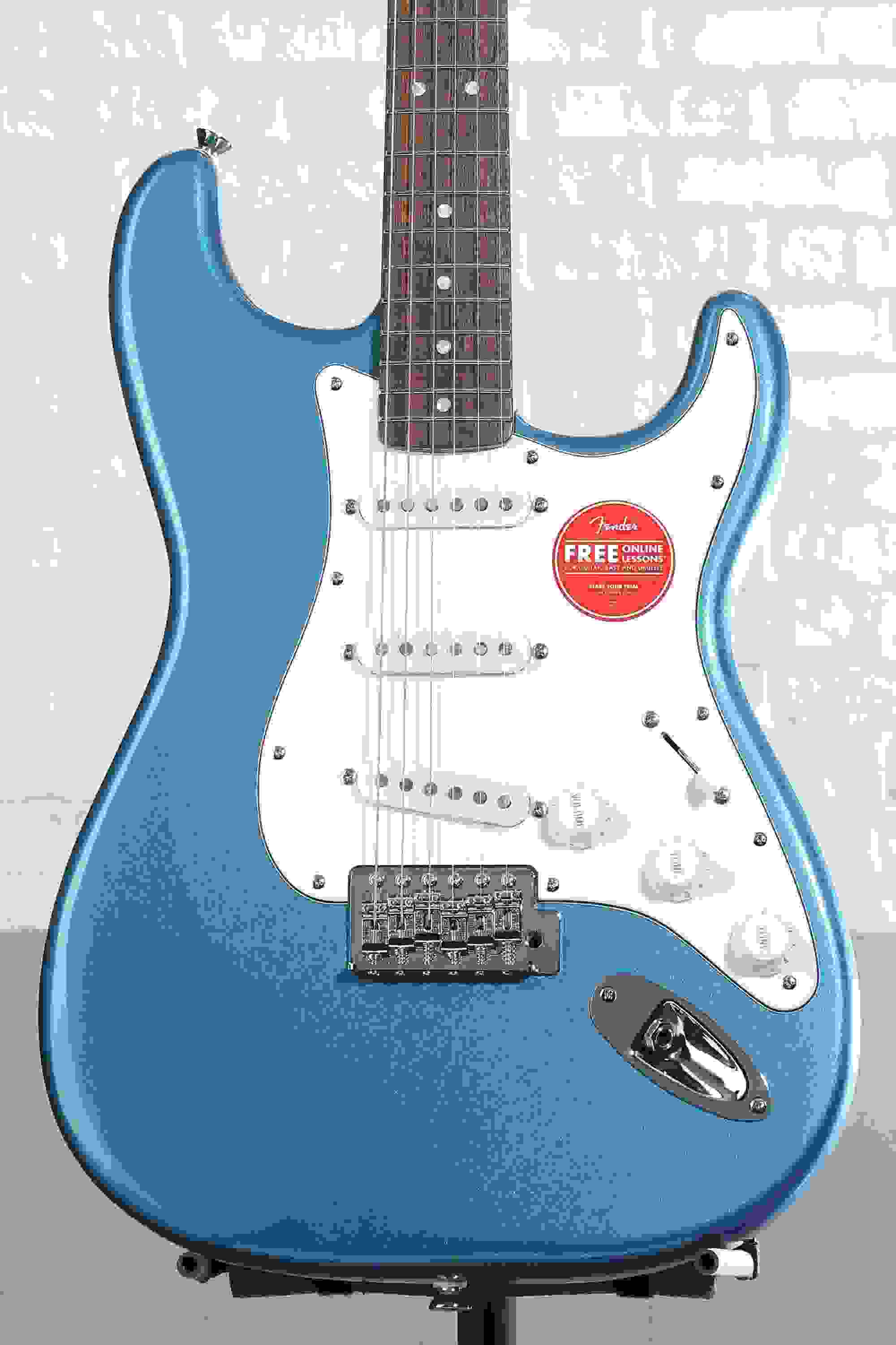 Squier Classic Vibe '60s Stratocaster - Lake Placid Blue