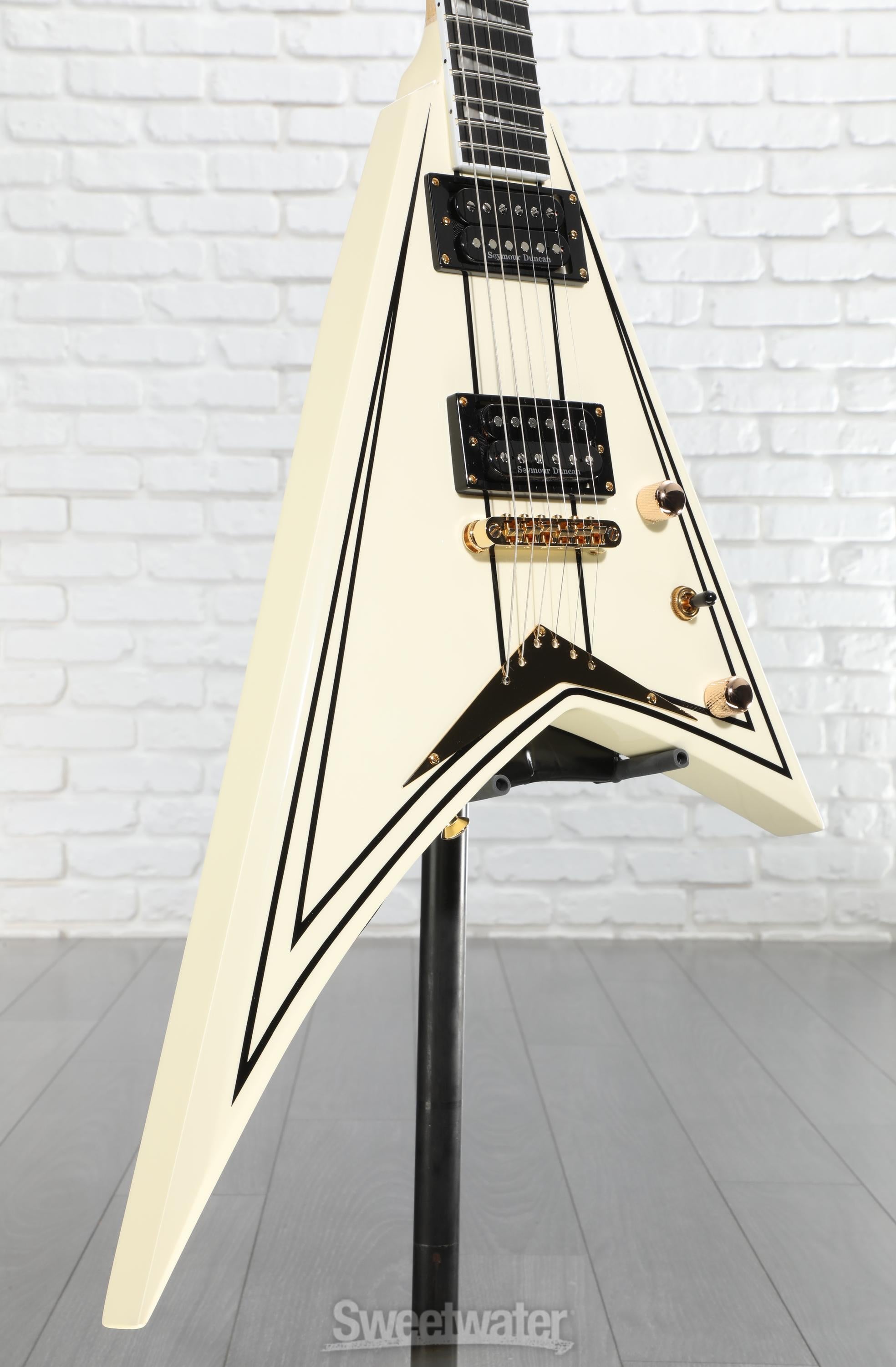 Jackson proシリーズ RRT-3 ランディV アイボリー Jackson Pro Series Rhoads RRT3 - Ivory with Black Pinstripes