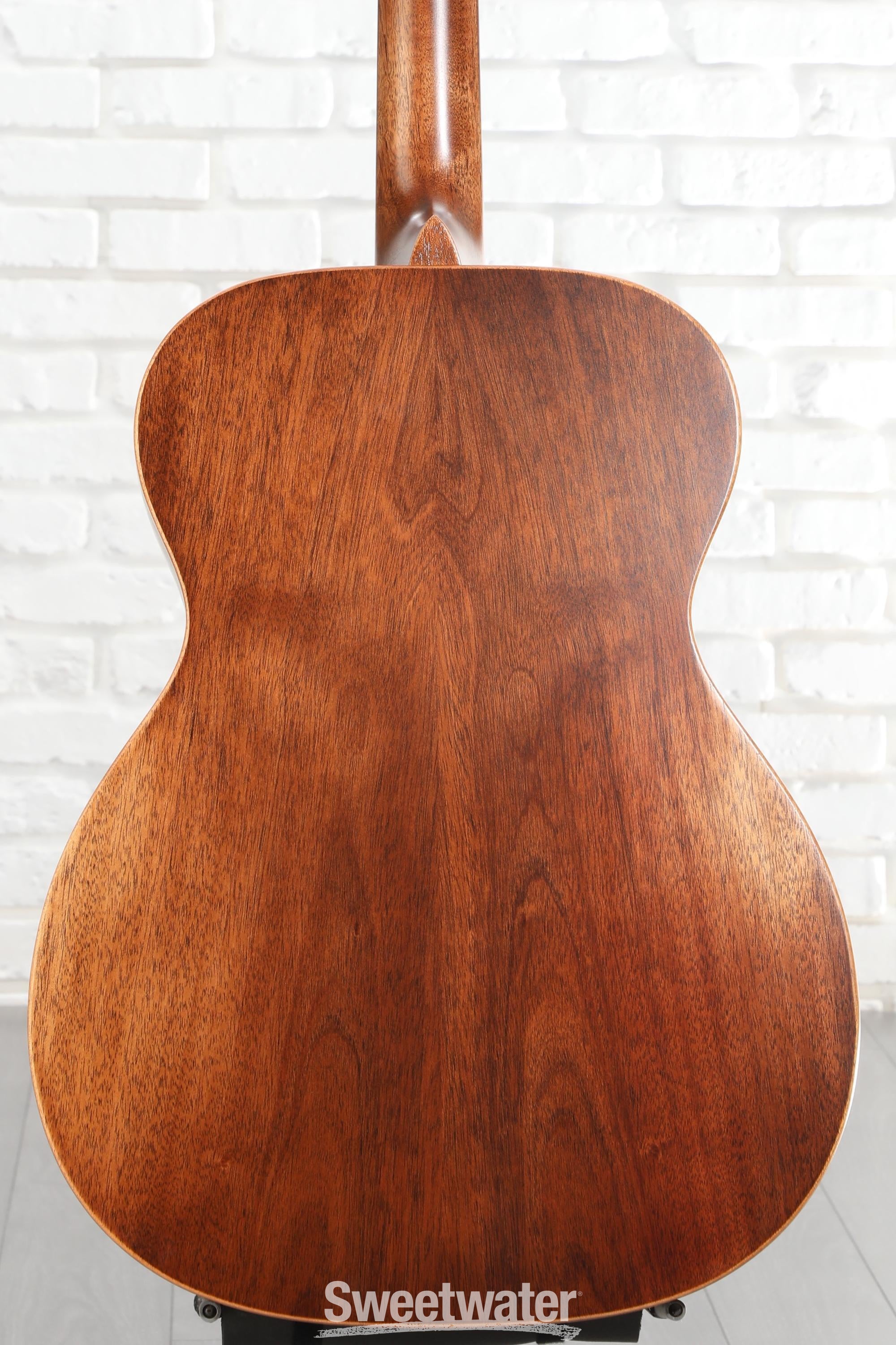 Martin 000-15M StreetMaster Acoustic Guitar - Distressed Burst