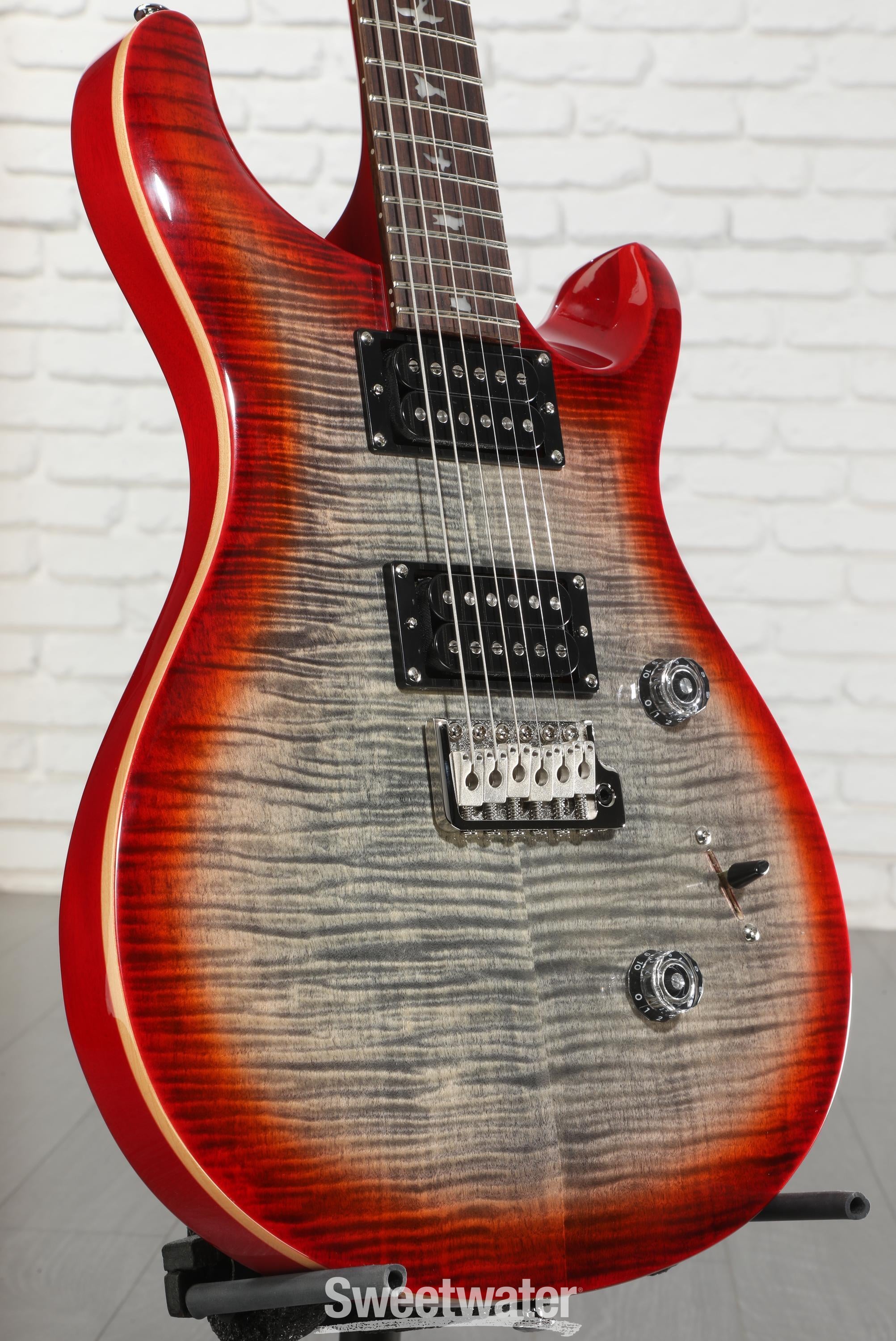 ギター PRS SE Custom24 PRS SE Custom 24 Electric Guitar - Charcoal Cherry Burst | Sweetwater