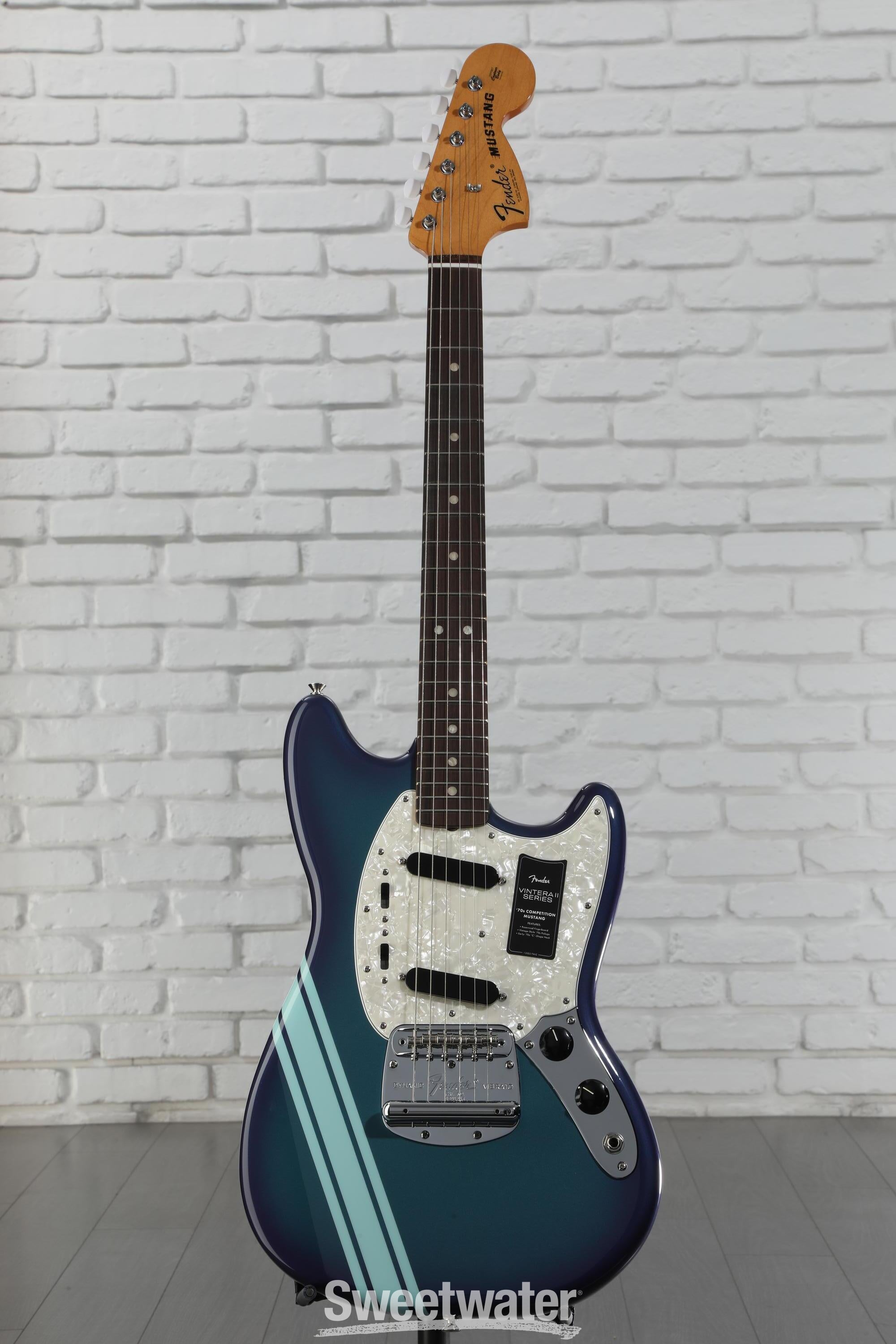 Fender Vintera II '70s Mustang Electric Guitar - Competition Burgundy