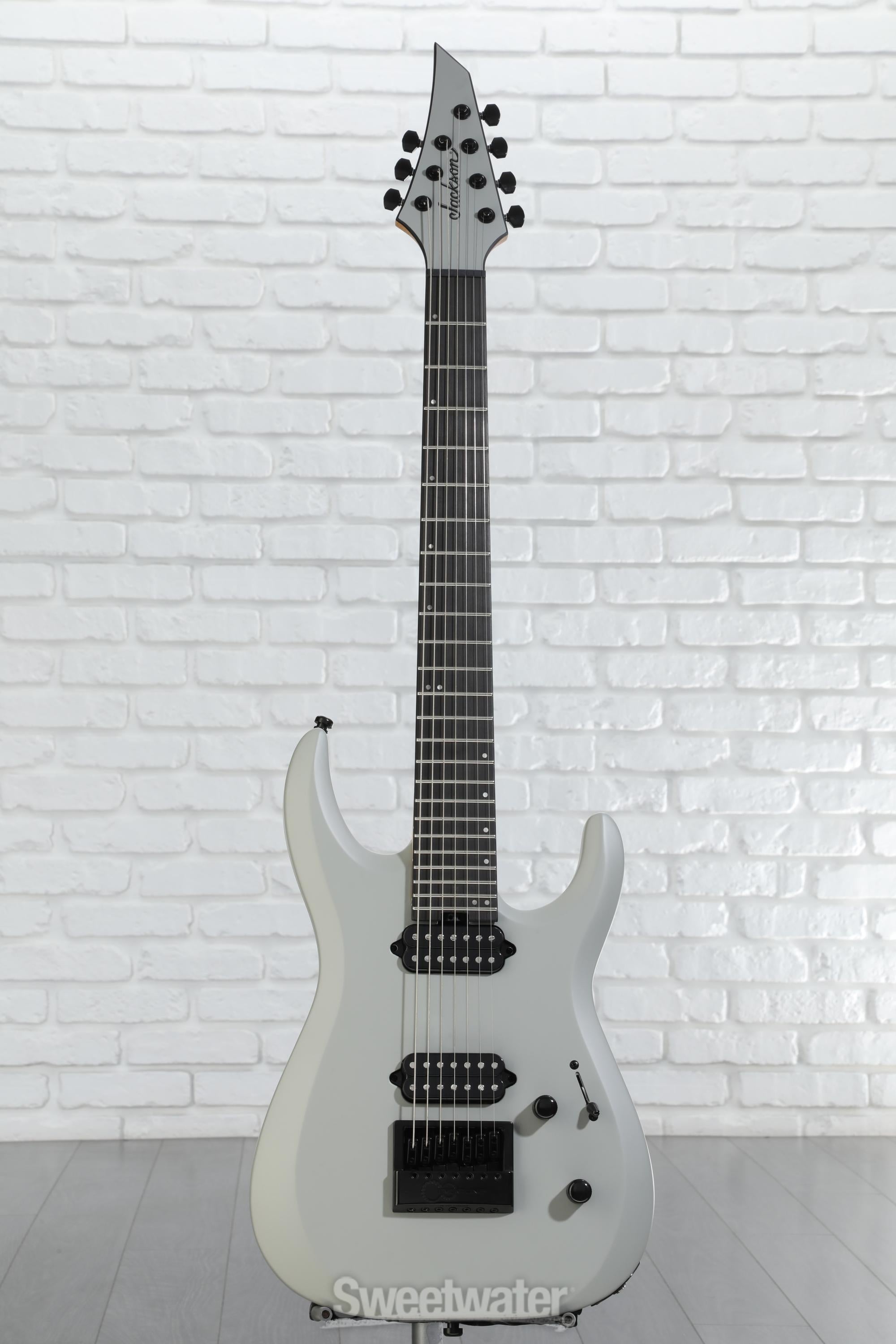 Jackson Pro Series Dinky DK Modern w EVERTUNE 7 Electric