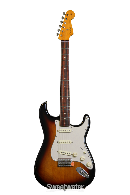 Fender Classic Series '60s Stratocaster, Lacquer - 3-Color Fender Classic Series '60s Stratocaster, Lacquer - 3-Color