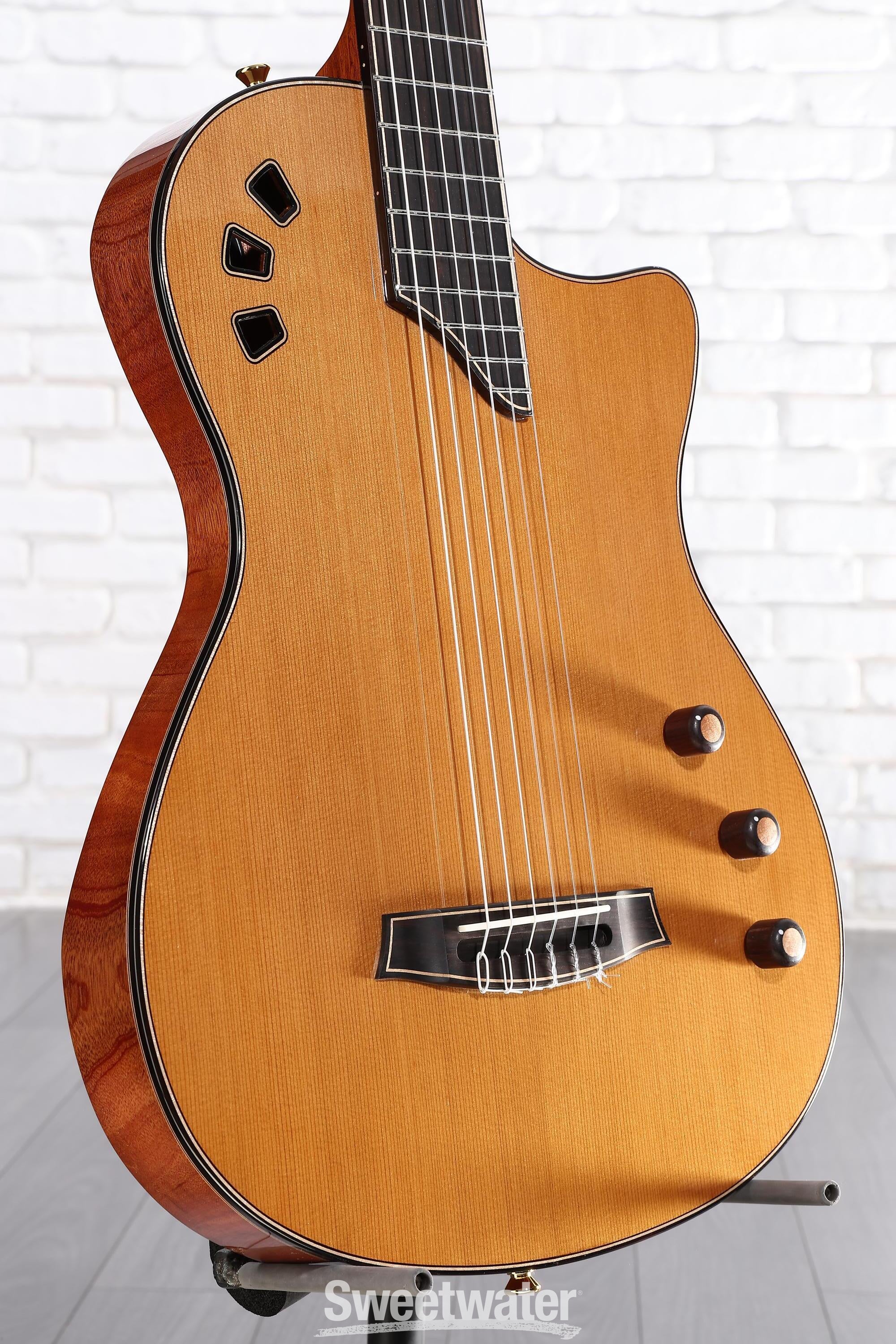 Photo of Cordoba Stage Artist Traditional Nylon-string Acoustic-electric Guitar - Natural