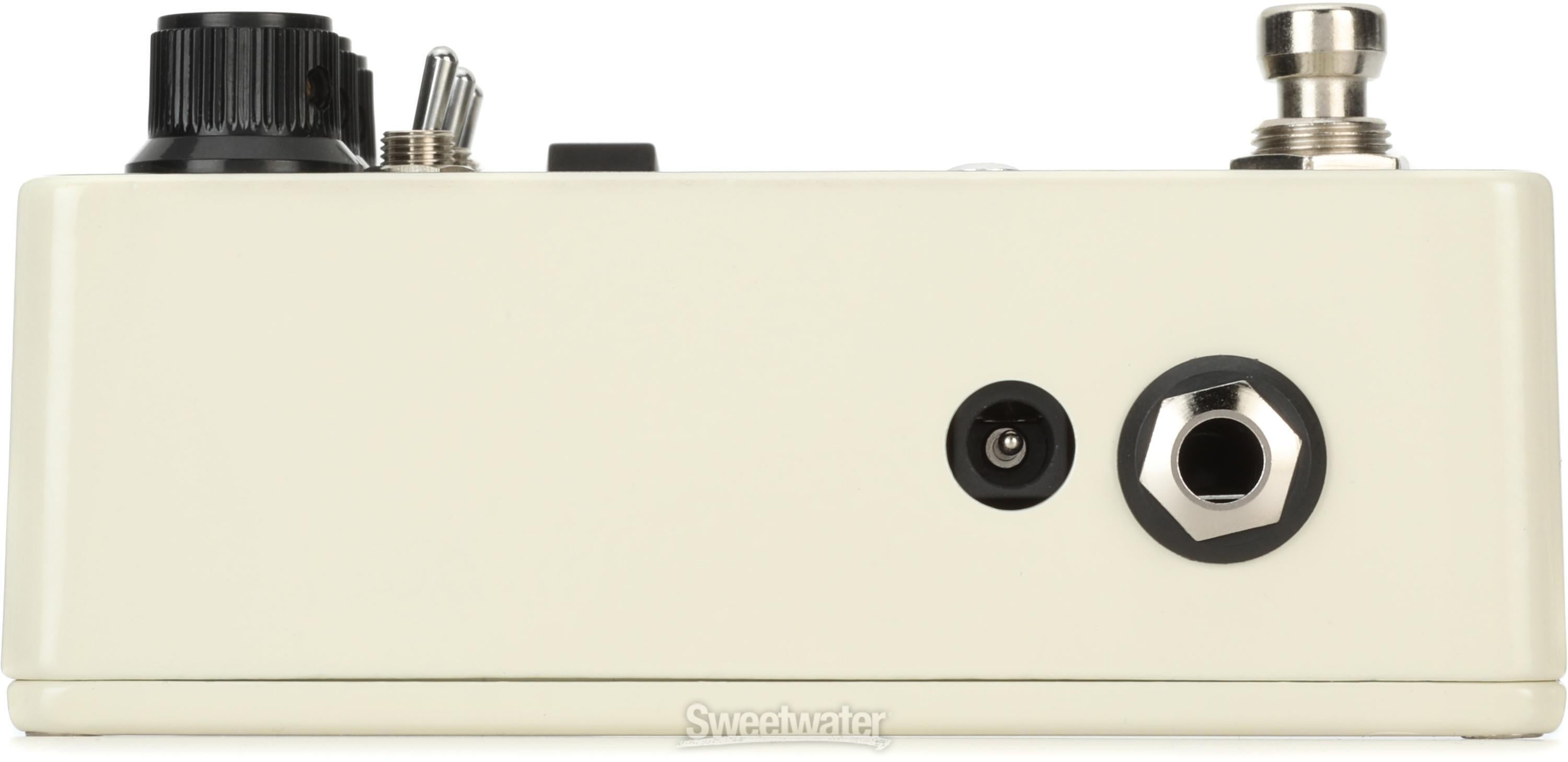 Walrus Audio EB-10 Preamp/EQ/Boost Pedal - Cream | Sweetwater