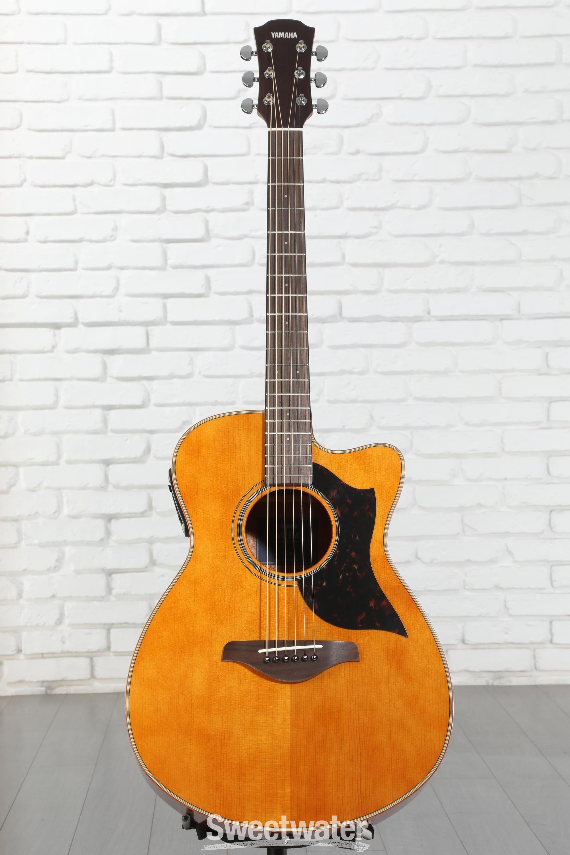 YAMAHA AC1M エレアコ （管理カカテ） Yamaha AC1M Concert Cutaway Acoustic-electric Guitar