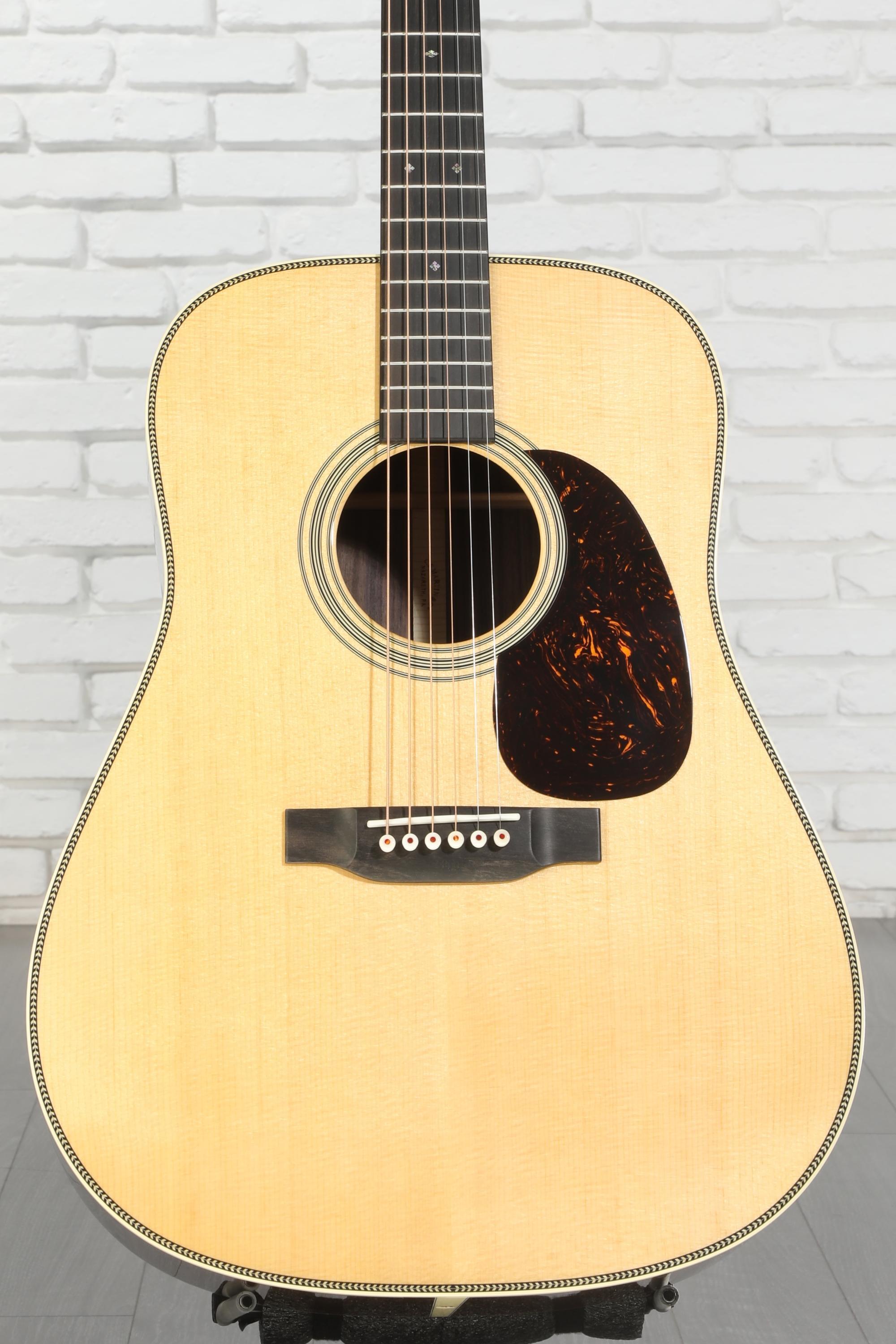 ギター Martin HD-28 standard Martin HD-28 Standard Series Acoustic Guitar - Natural with Aging
