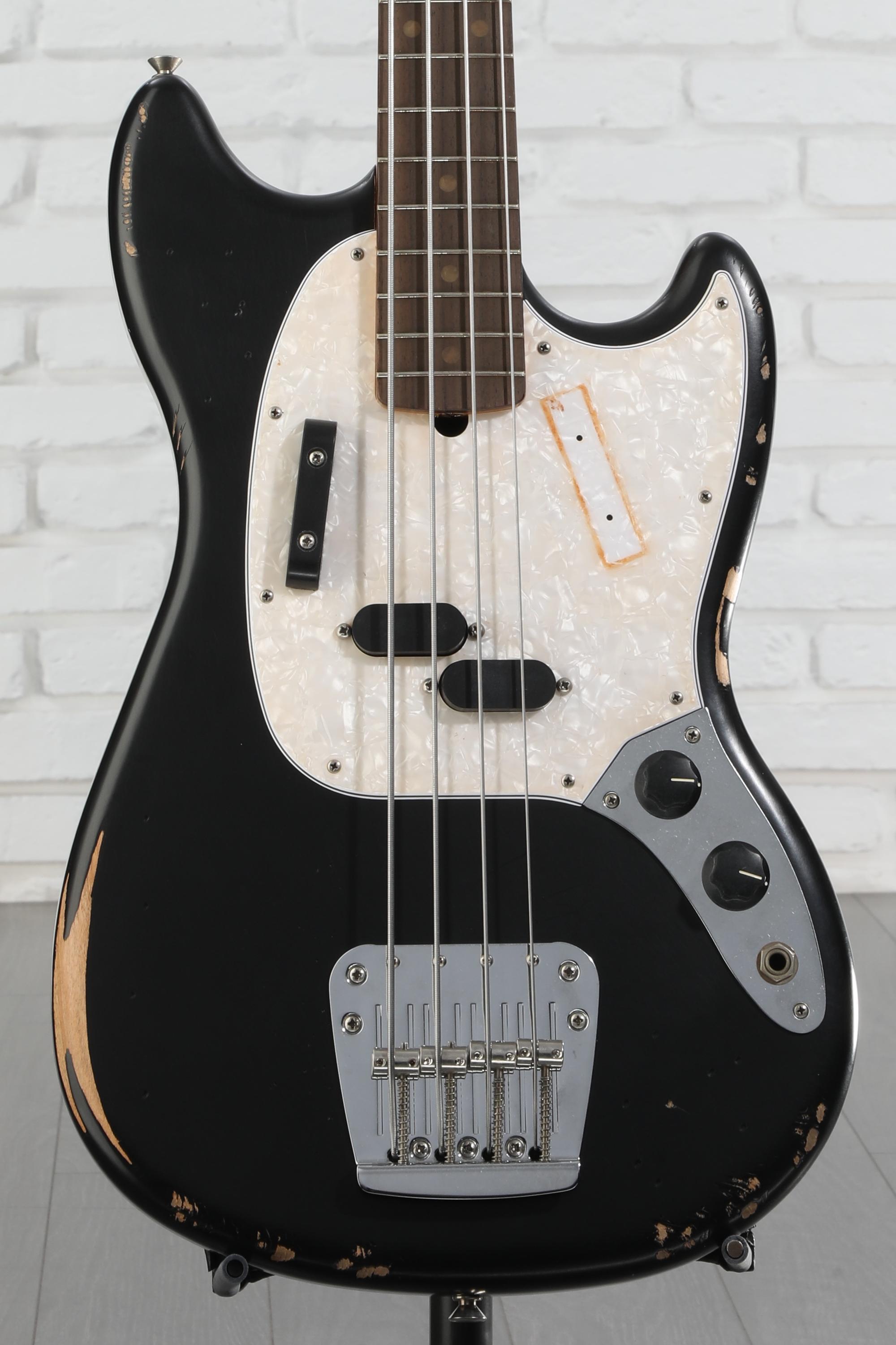 ベース FENDER JMJ Road Worn Mustang Bass Black Fender JMJ Road Worn Mustang Bass - Black | Sweetwater