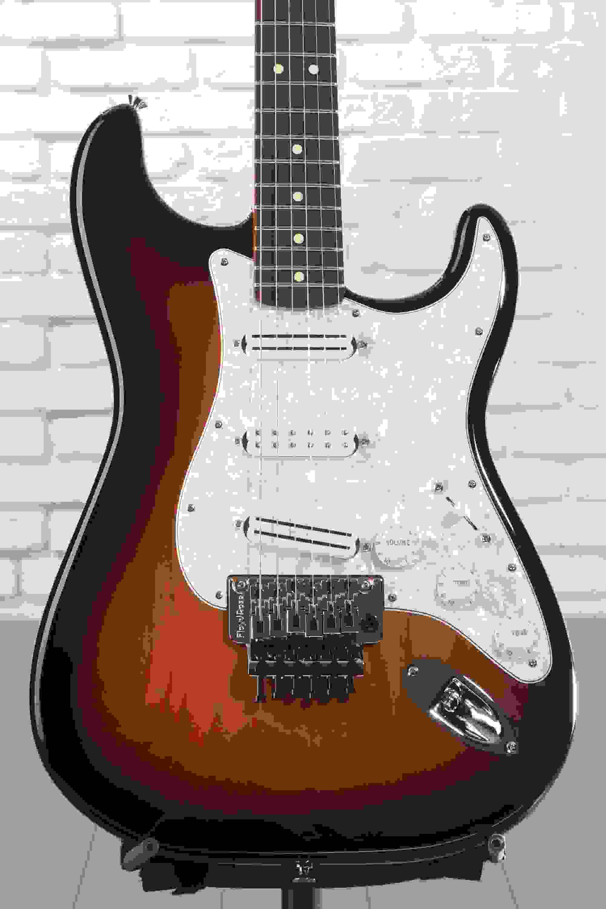 Fender Dave Murray Stratocaster - Sunburst with Rosewood Fingerboard