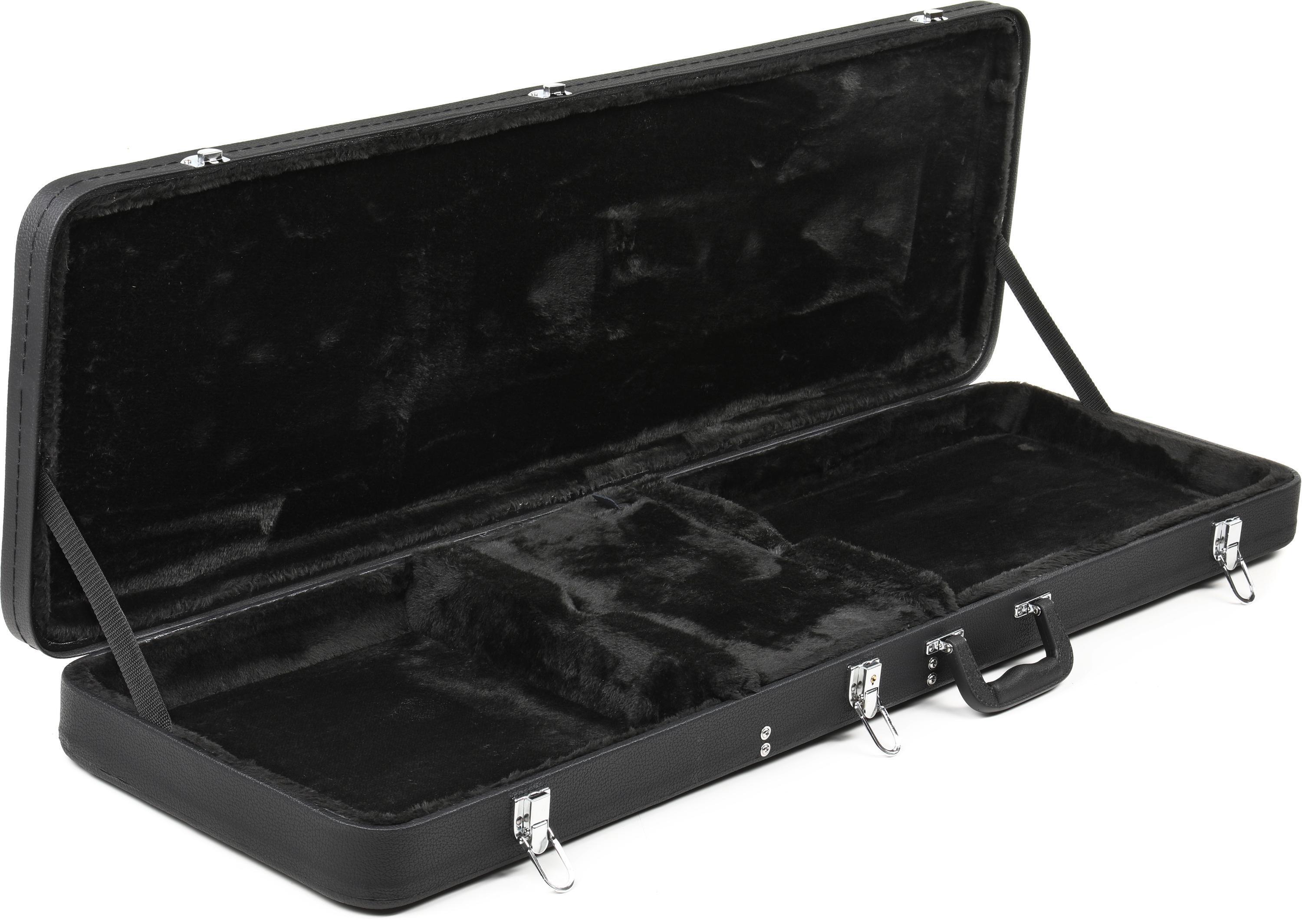 Jackson V Series Guitar Case | Sweetwater