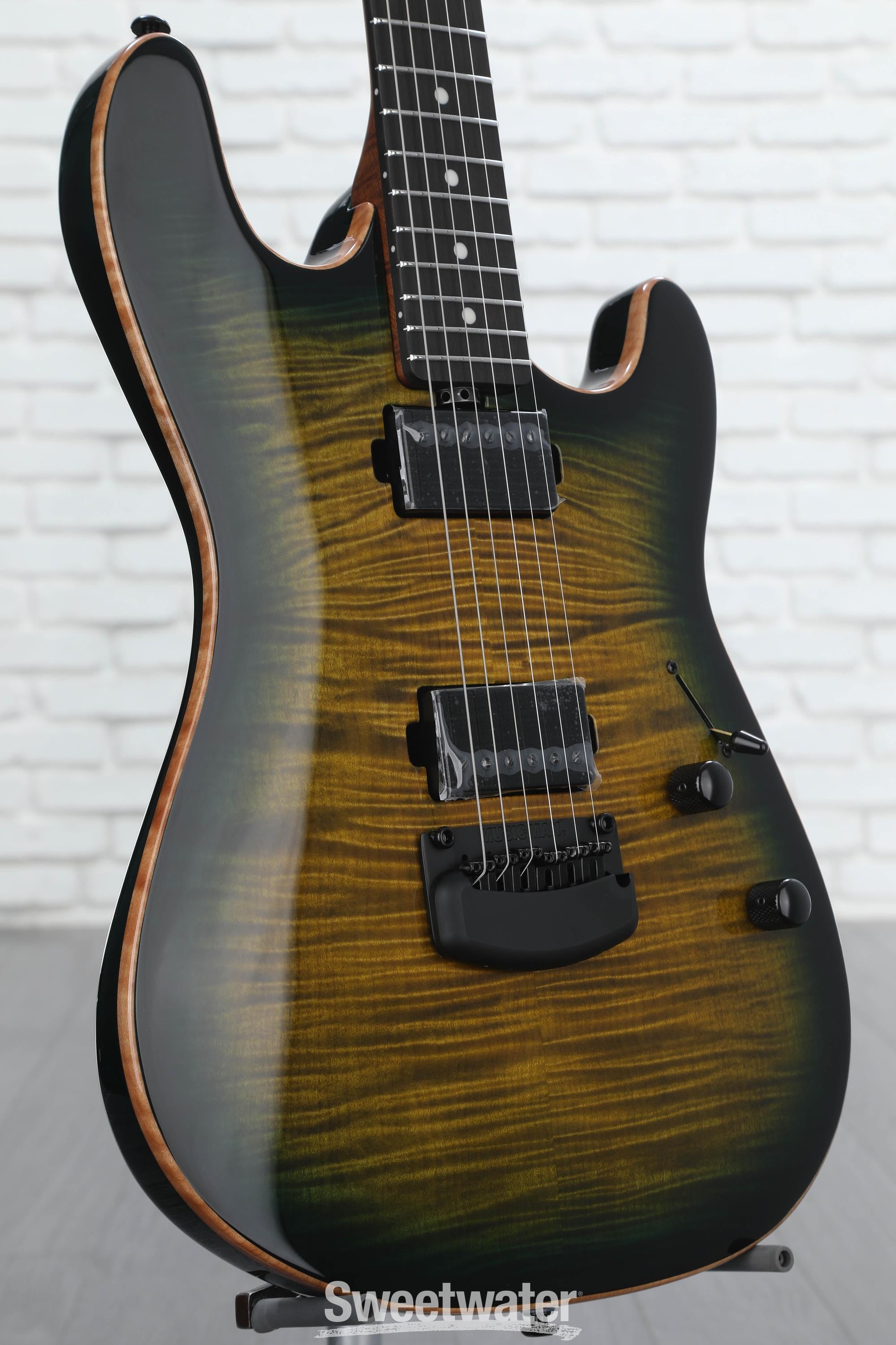 Ernie Ball Music Man Sabre Electric Guitar Gator Burst