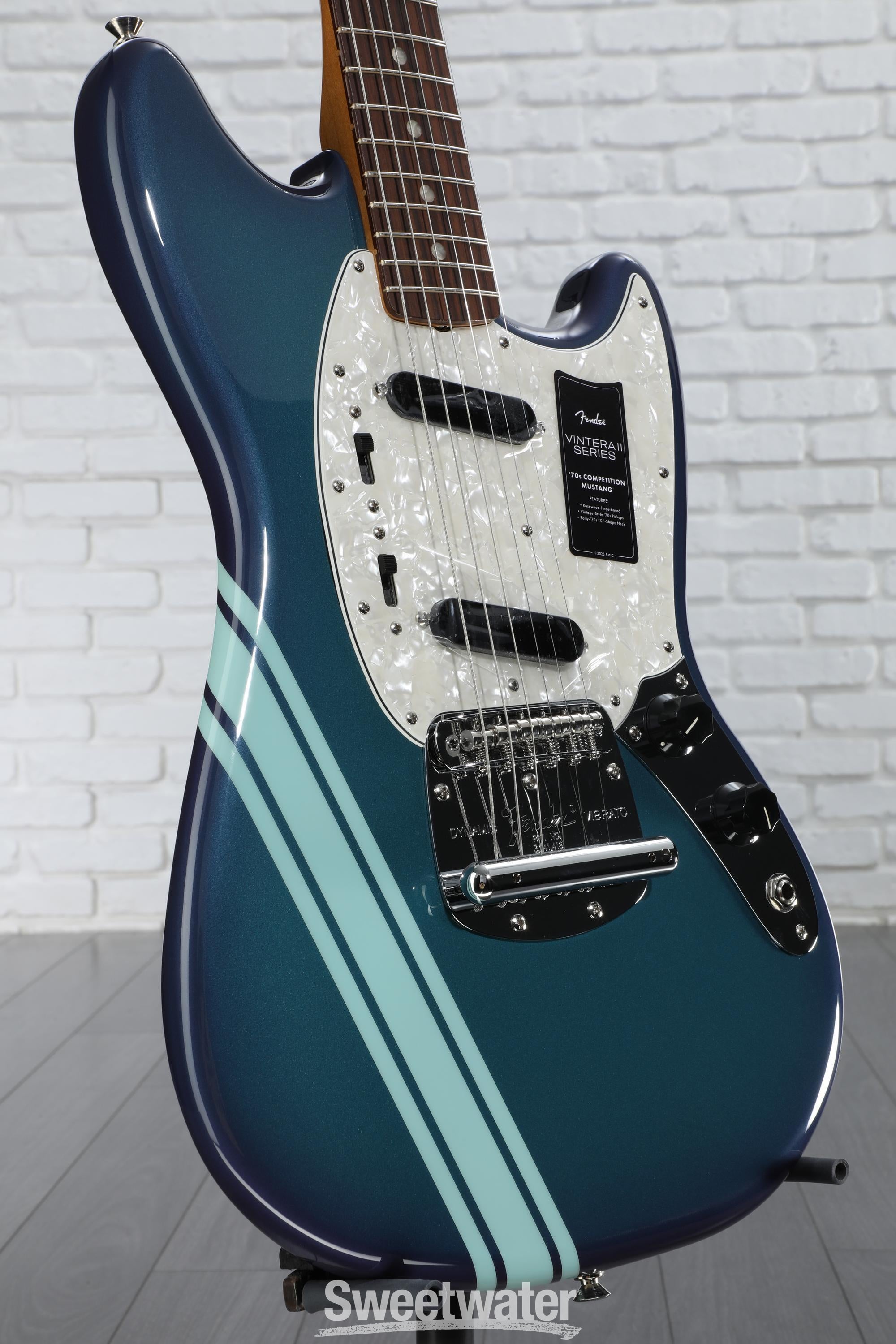 Fender Vintera II '70s Mustang Electric Guitar - Competition