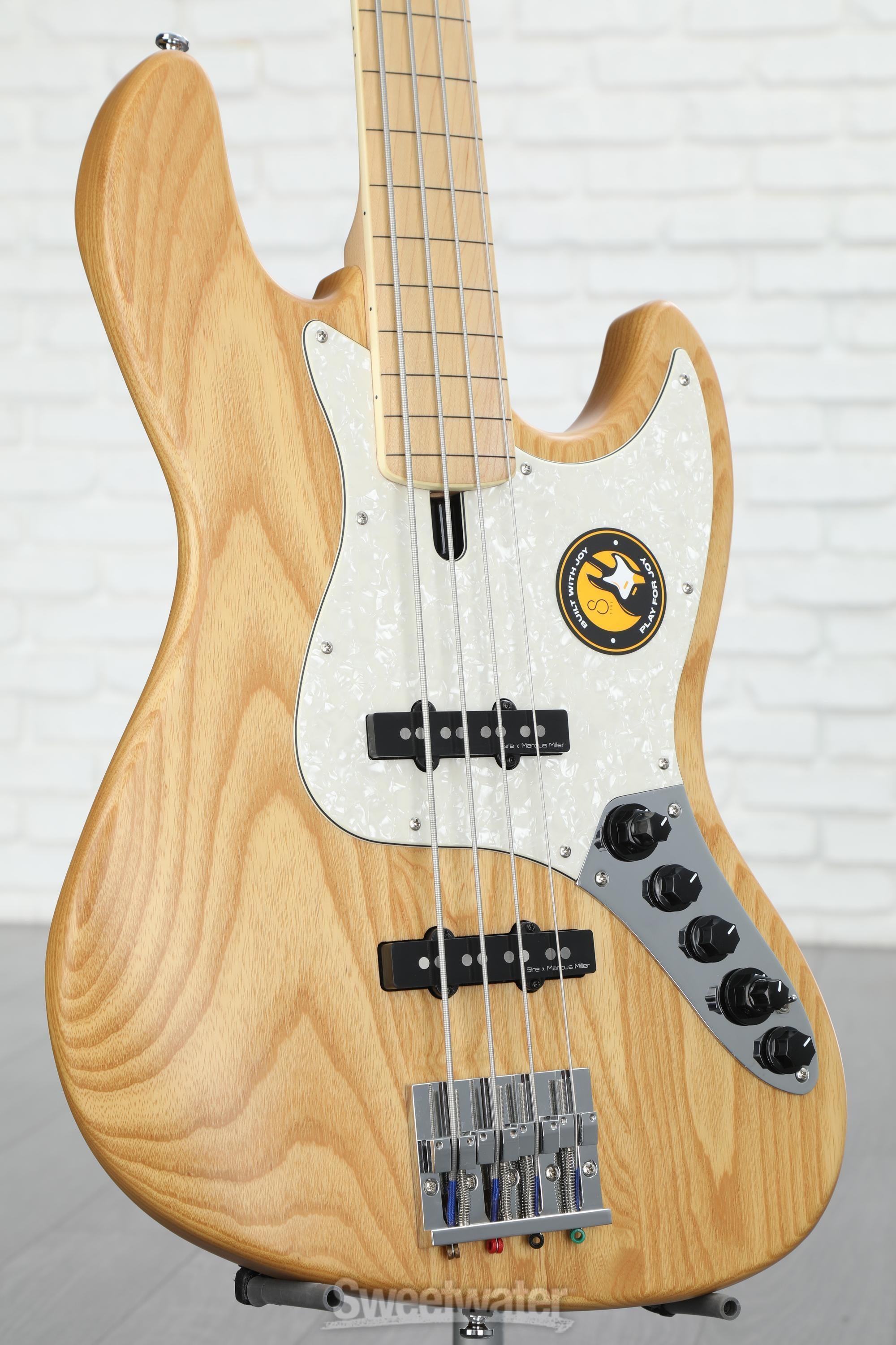 Sire Marcus Miller V7 Swamp Ash Reissue Fretless 4-string Bass