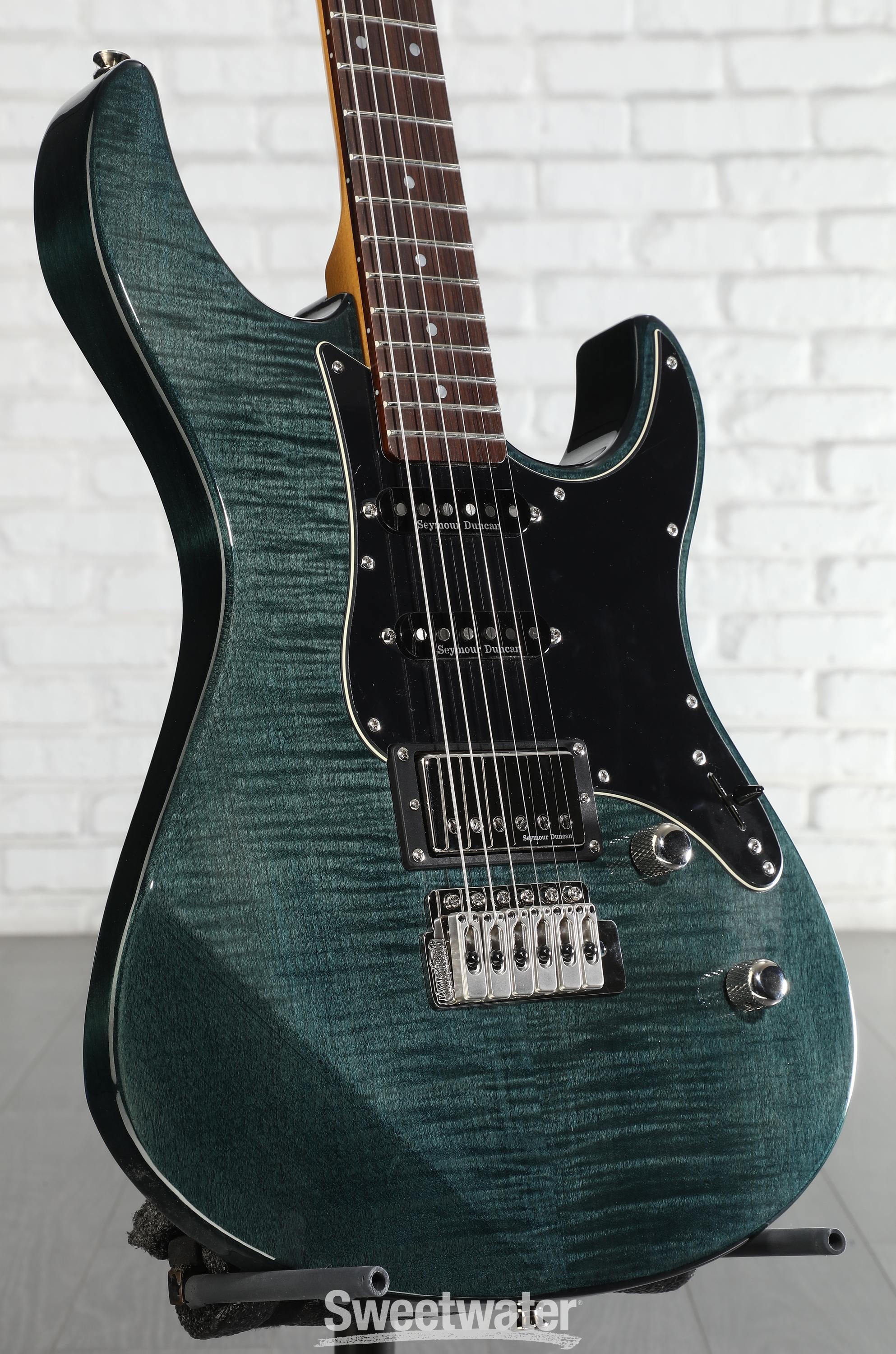 Yamaha Pacifica PAC612VIIFM Electric Guitar - Indigo Blue | Sweetwater