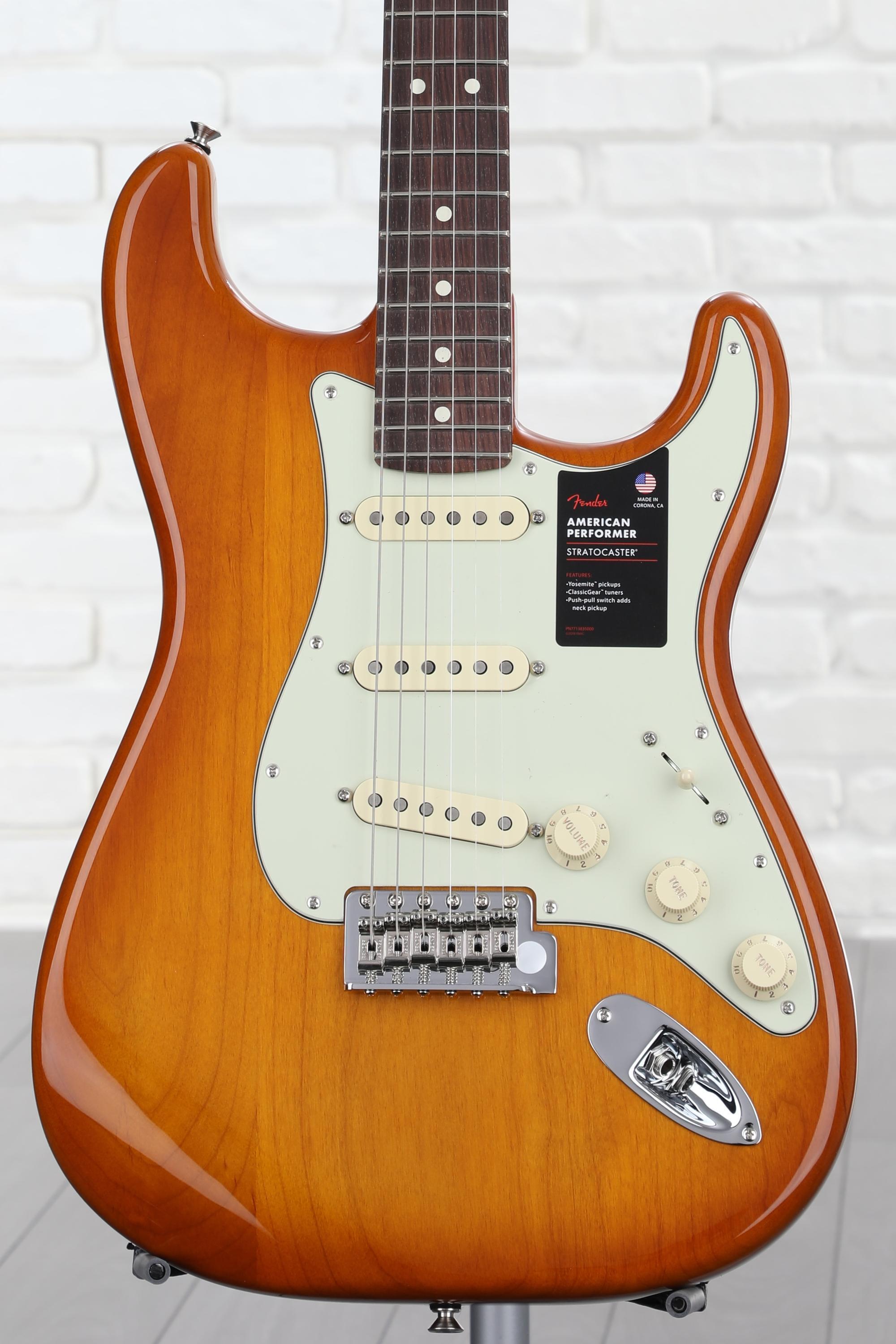 Fender American Performer Stratocaster - Honeyburst with Rosewood  Fingerboard