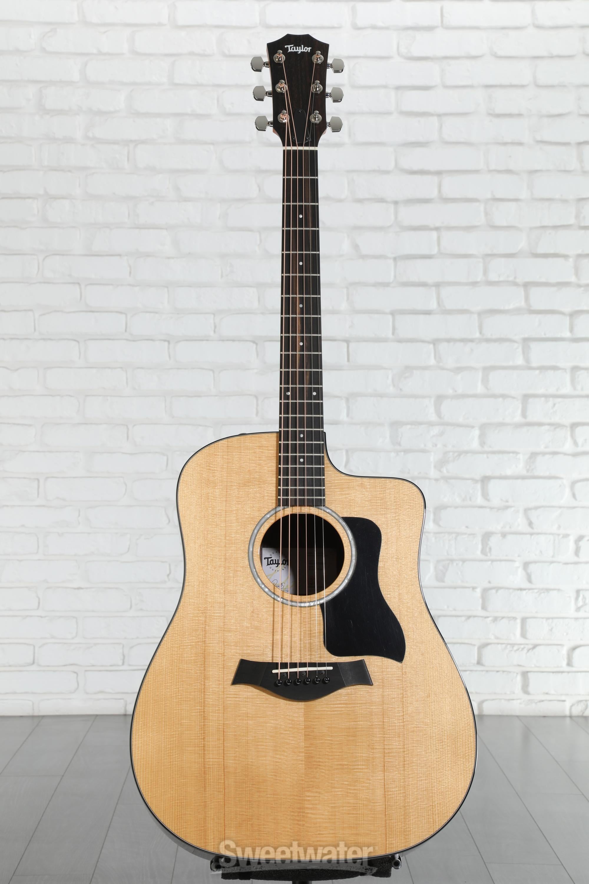ギター Taylor 210ce Taylor 210ce Plus Dreadnought Acoustic-Electric Guitar Natural