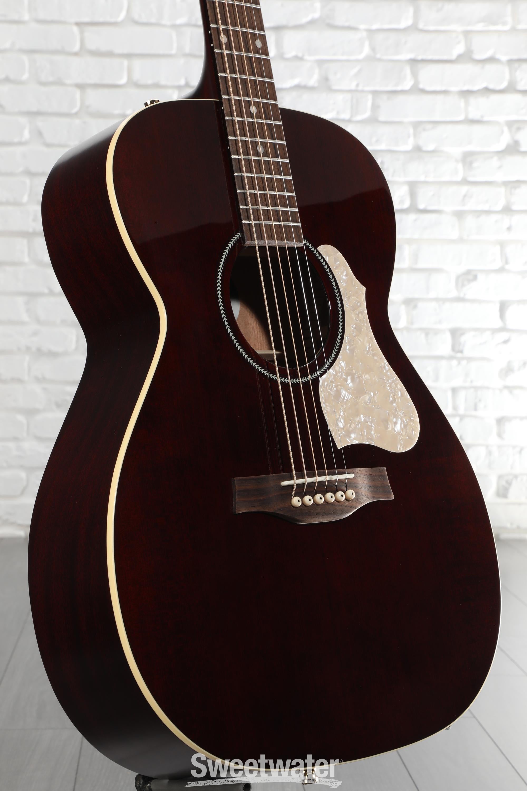 Seagull Guitars M6 LTD Acoustic-electric Guitar - Ruby Red Reviews