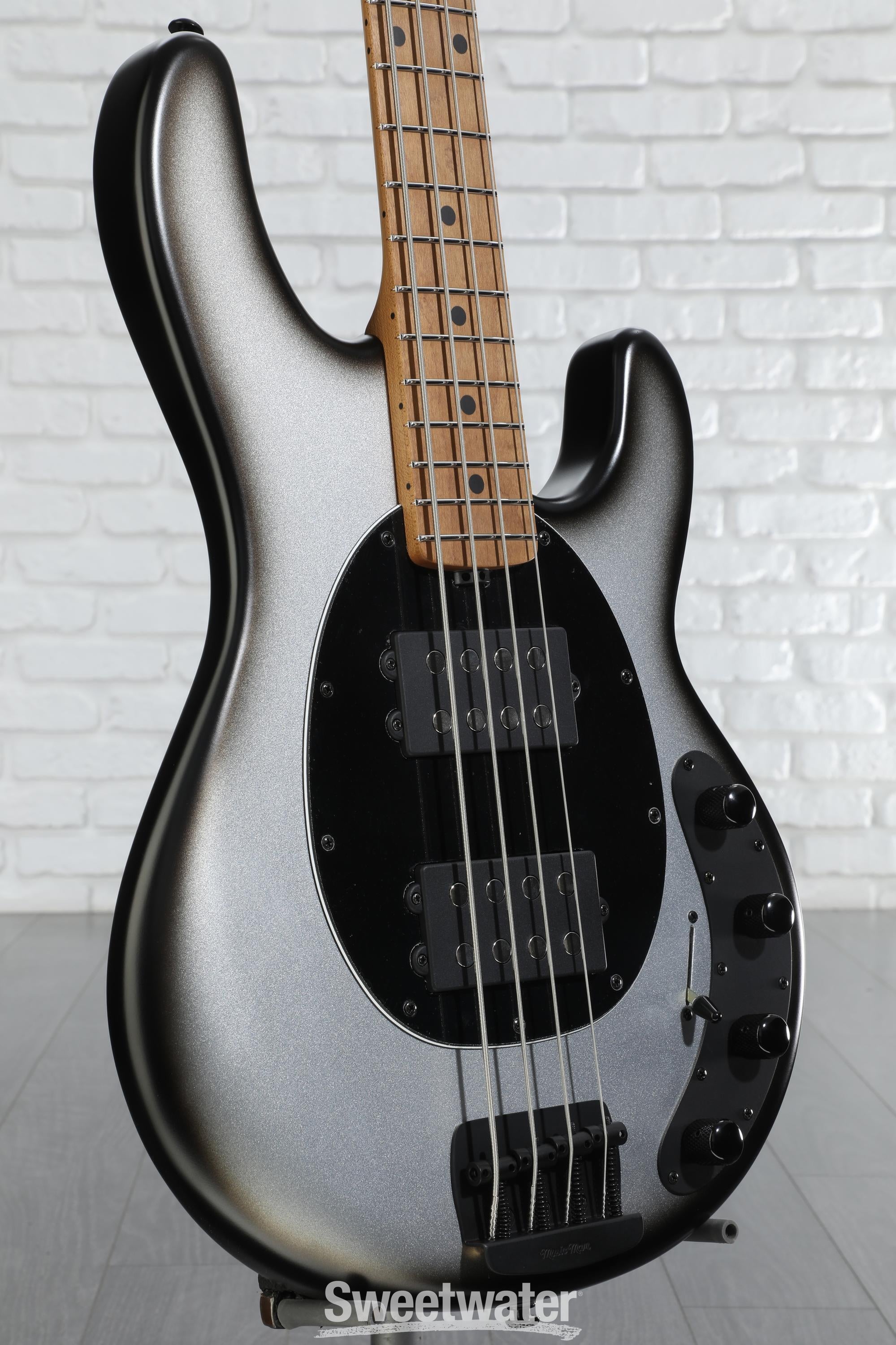オムニバス SILVER RAY PRESENTSBLACK TREATMENT Ernie Ball Music Man StingRay Special 4 HH Bass Guitar