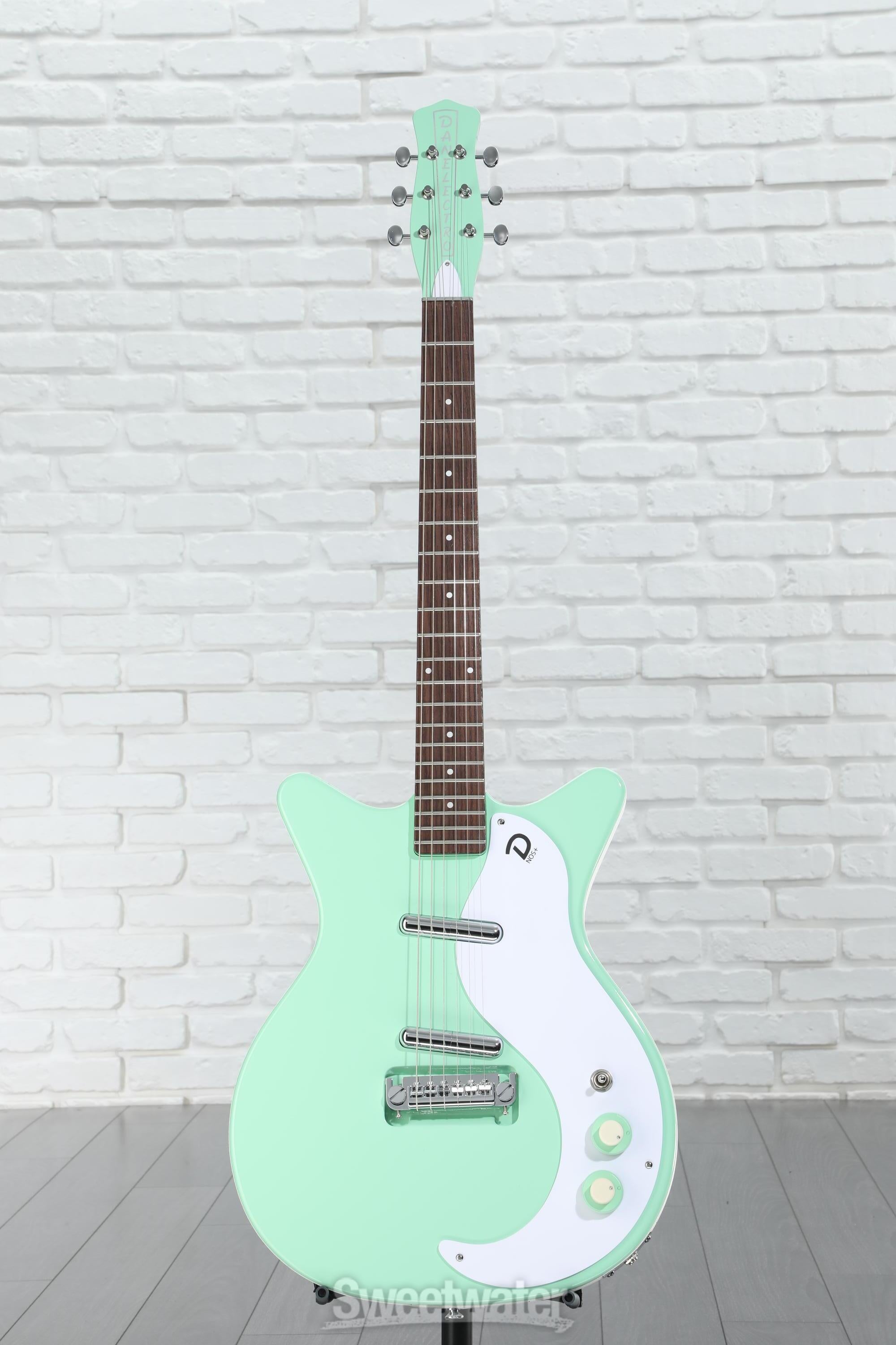 Danelectro_Stock_59_Double_Cut