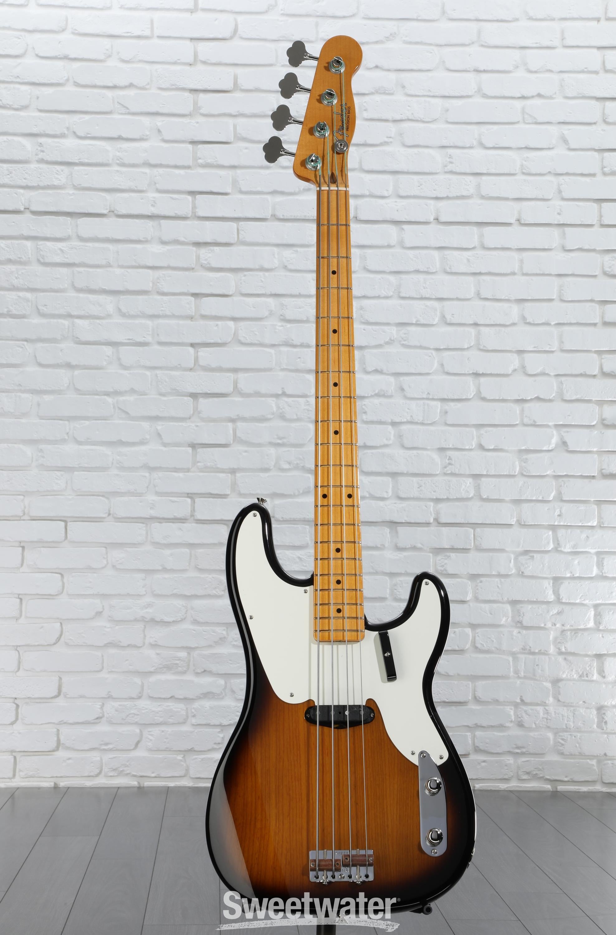 Fender American Vintage II 1954 Precision Bass - 2-tone