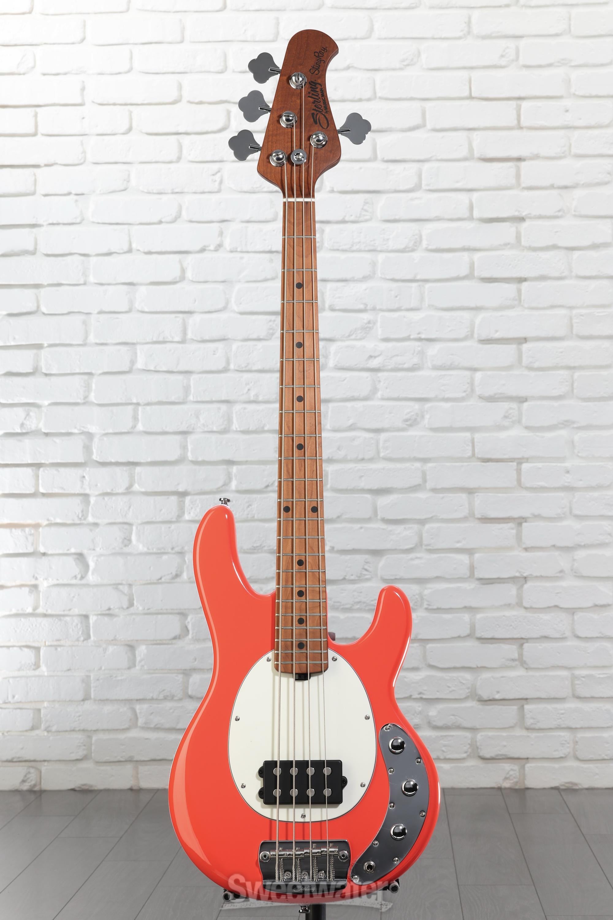 Sterling By Music Man StingRay RAYSS4 Short-scale Bass Guitar
