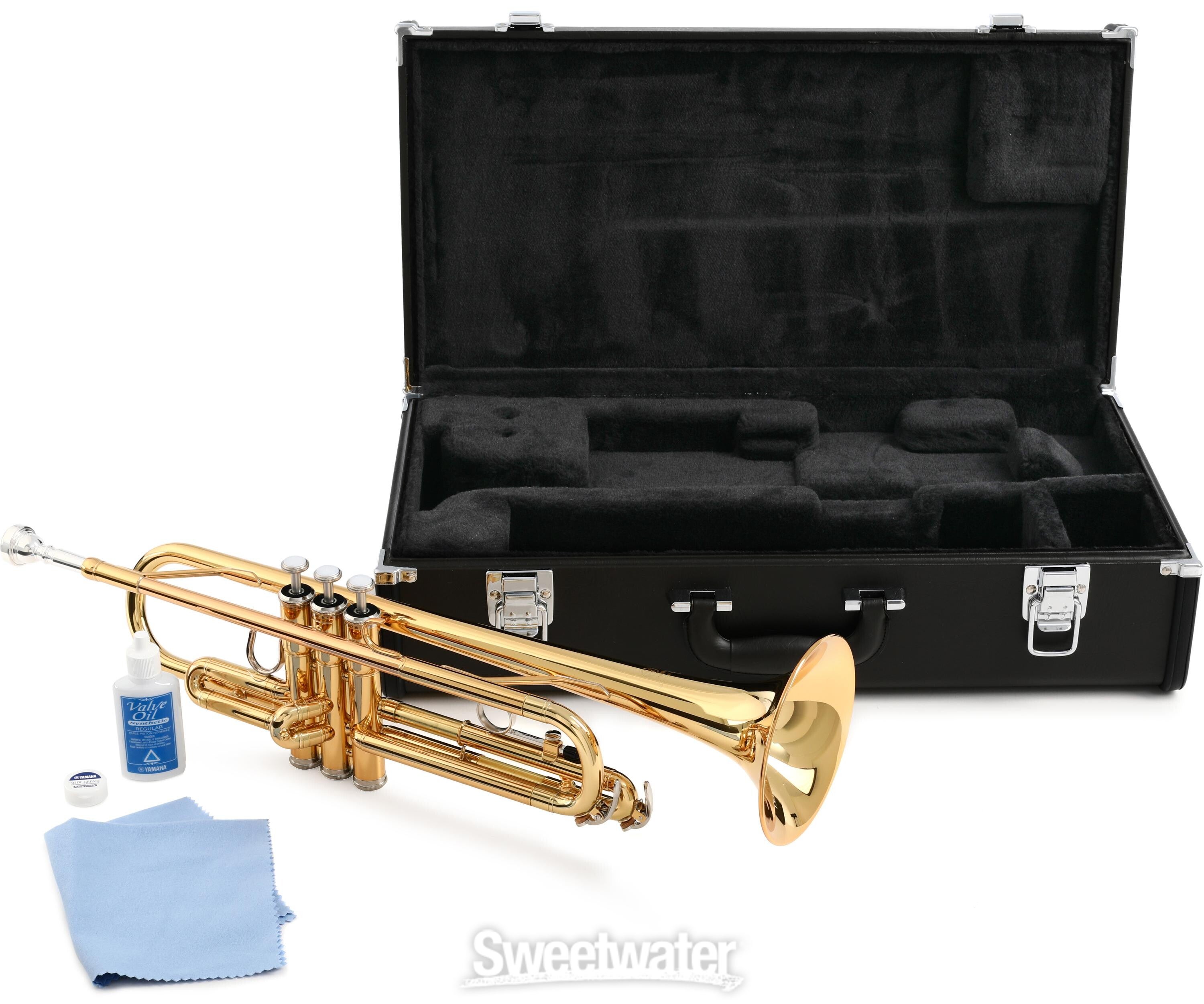 Yamaha YTR-2330 Student Bb Trumpet - Gold Lacquer | Sweetwater